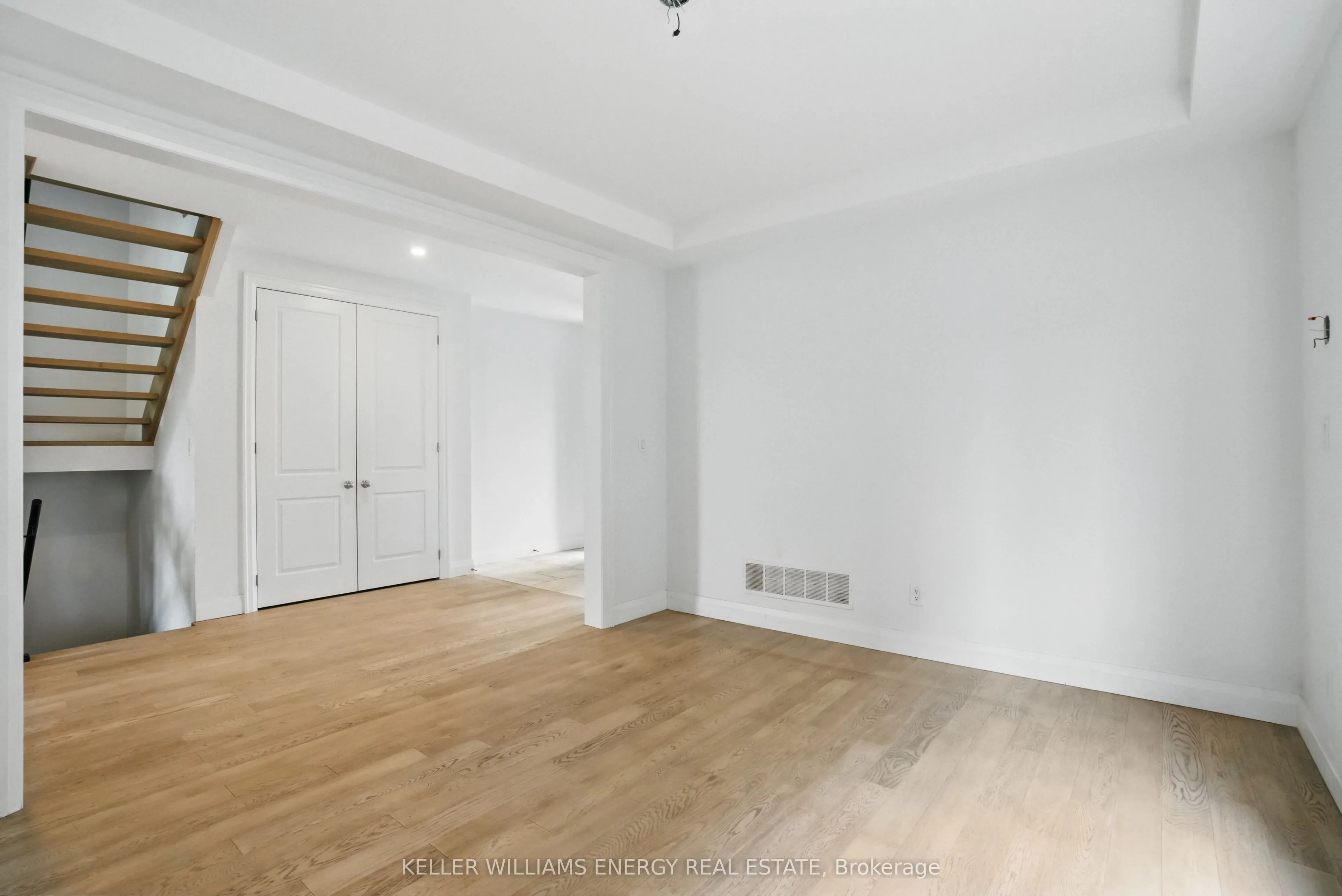 30 Higham Place