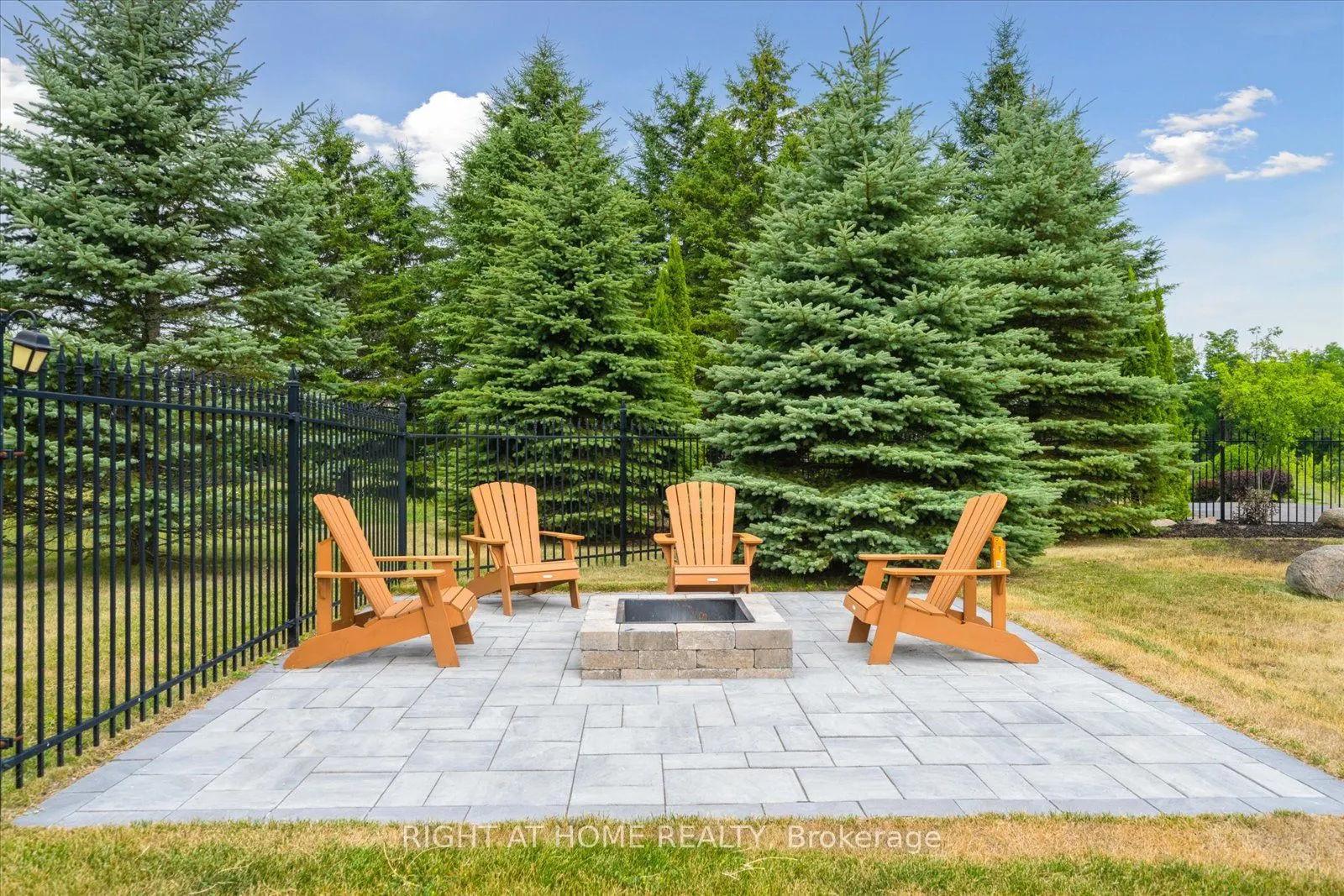 7 Clyde Court
