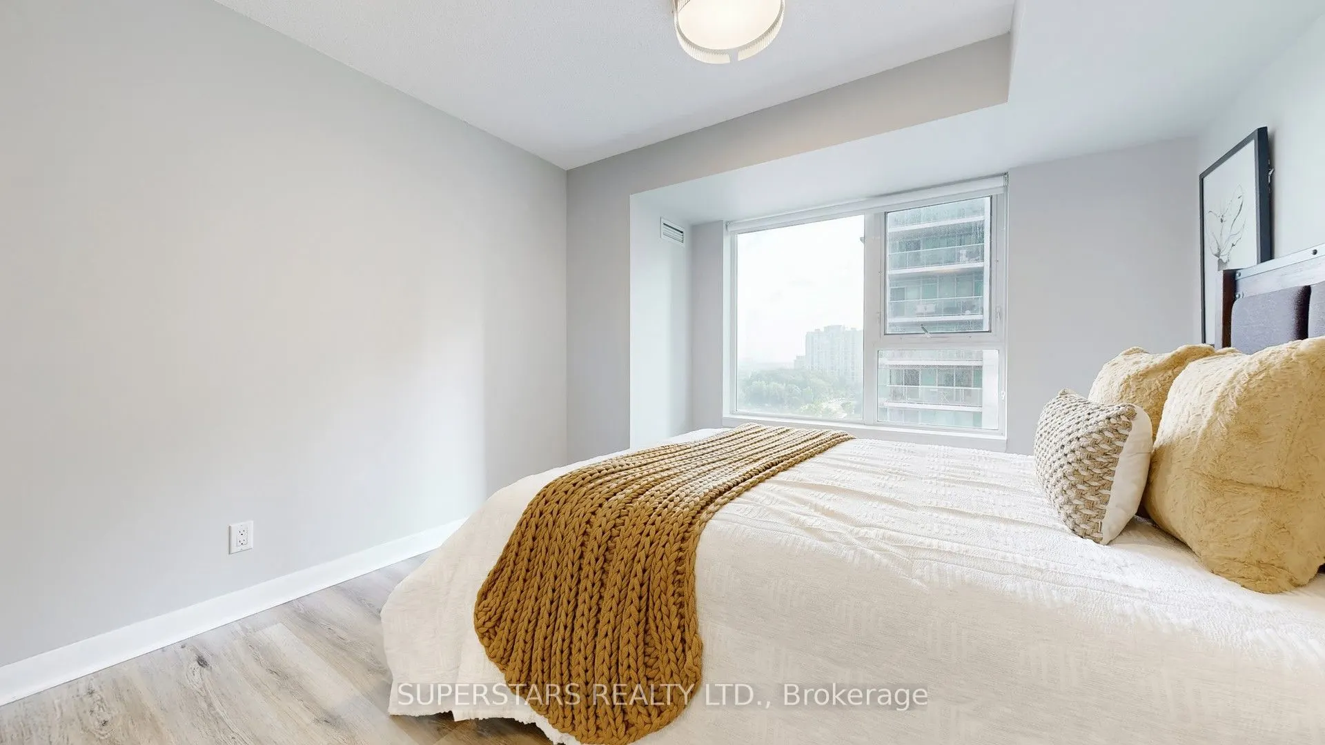 25 Town Centre Court, #1608