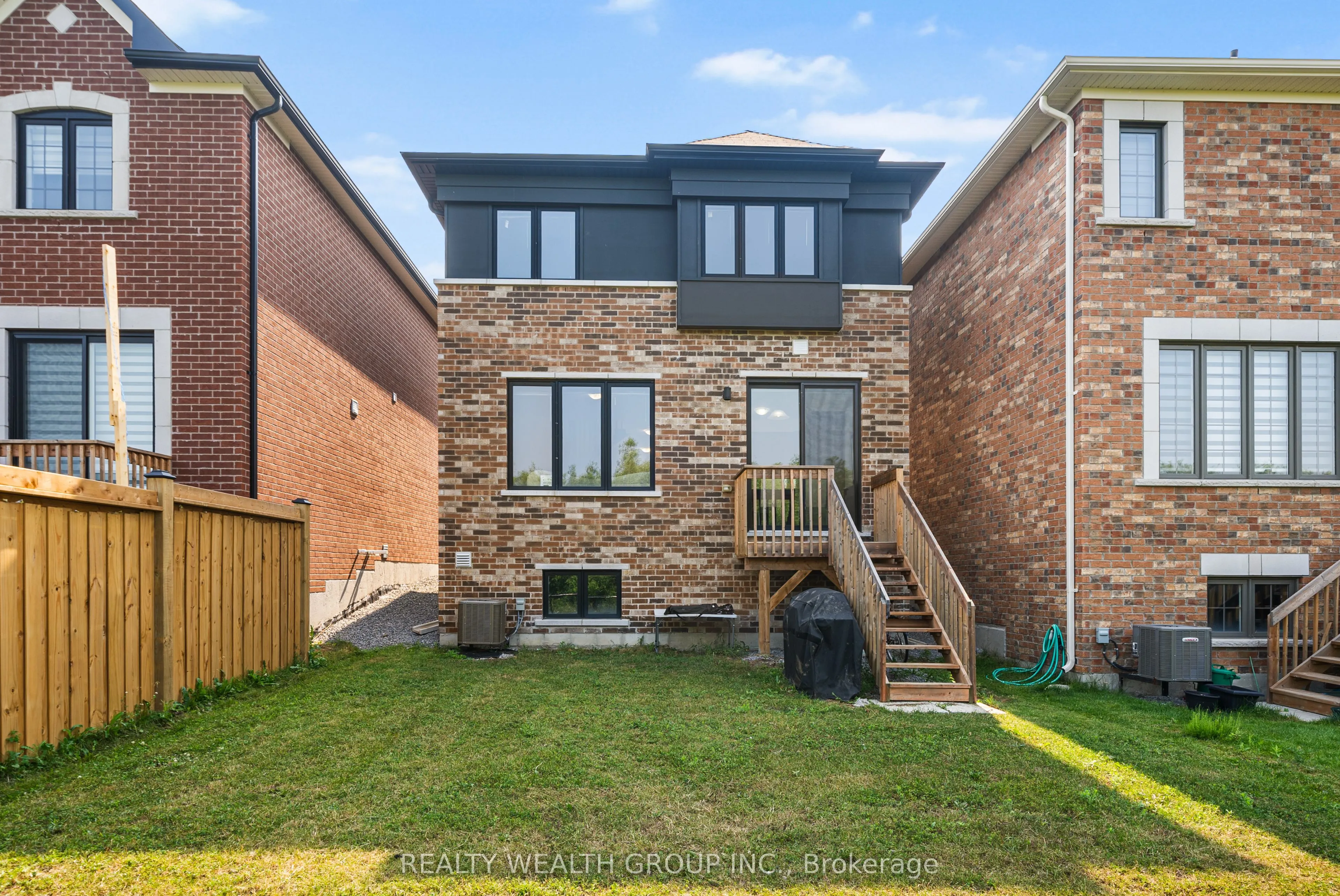 100 BARKERVILLE Drive