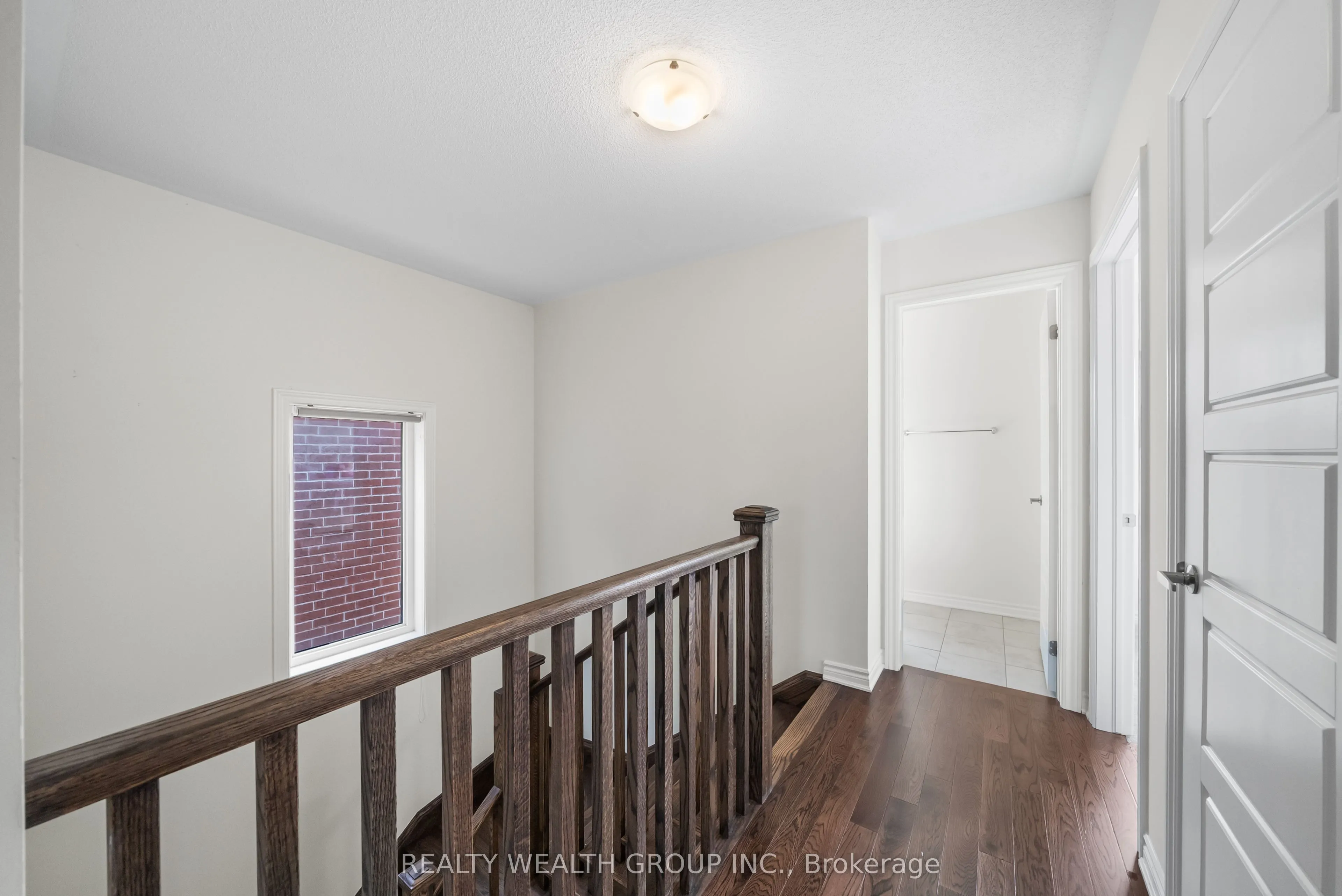 100 BARKERVILLE Drive