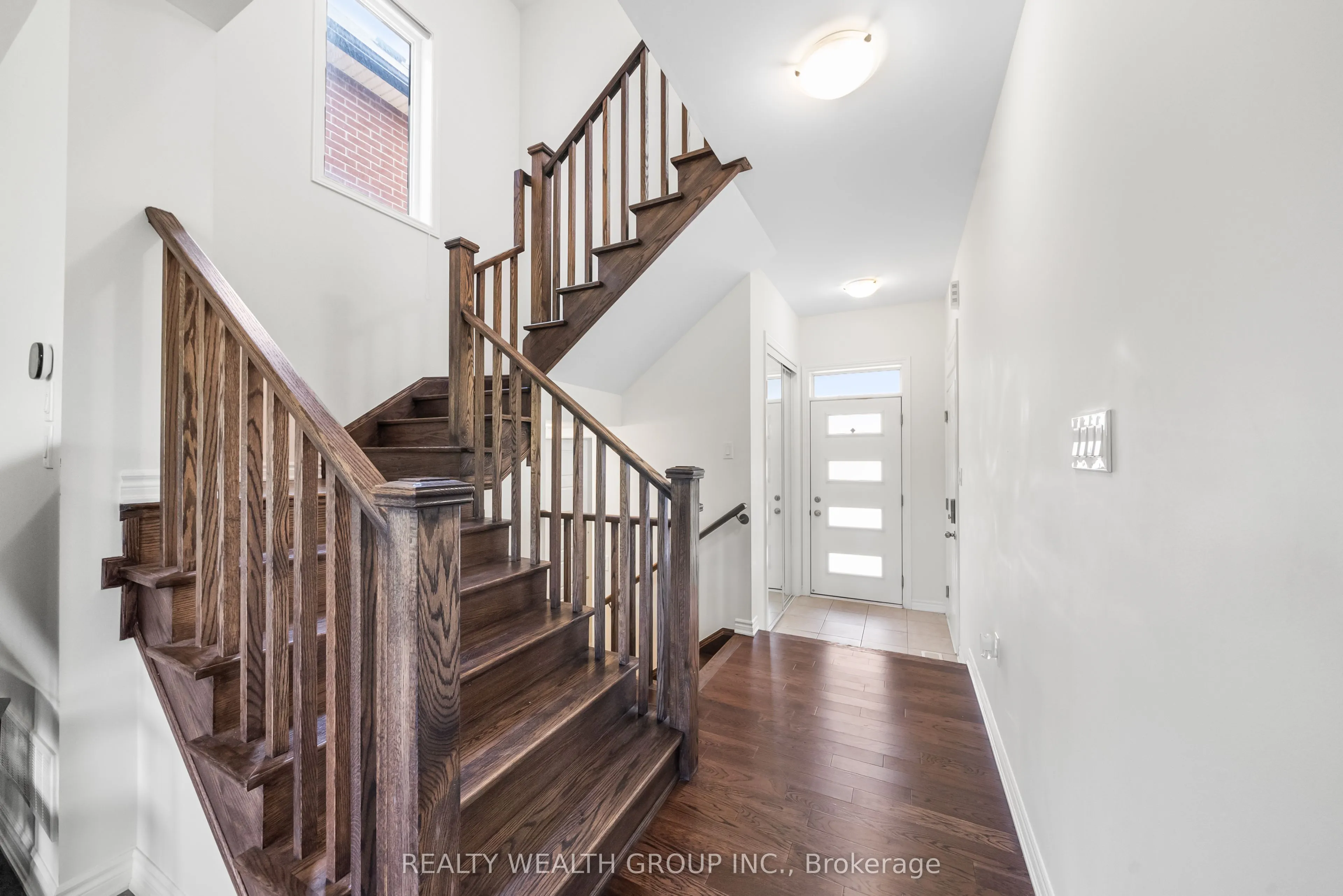 100 BARKERVILLE Drive