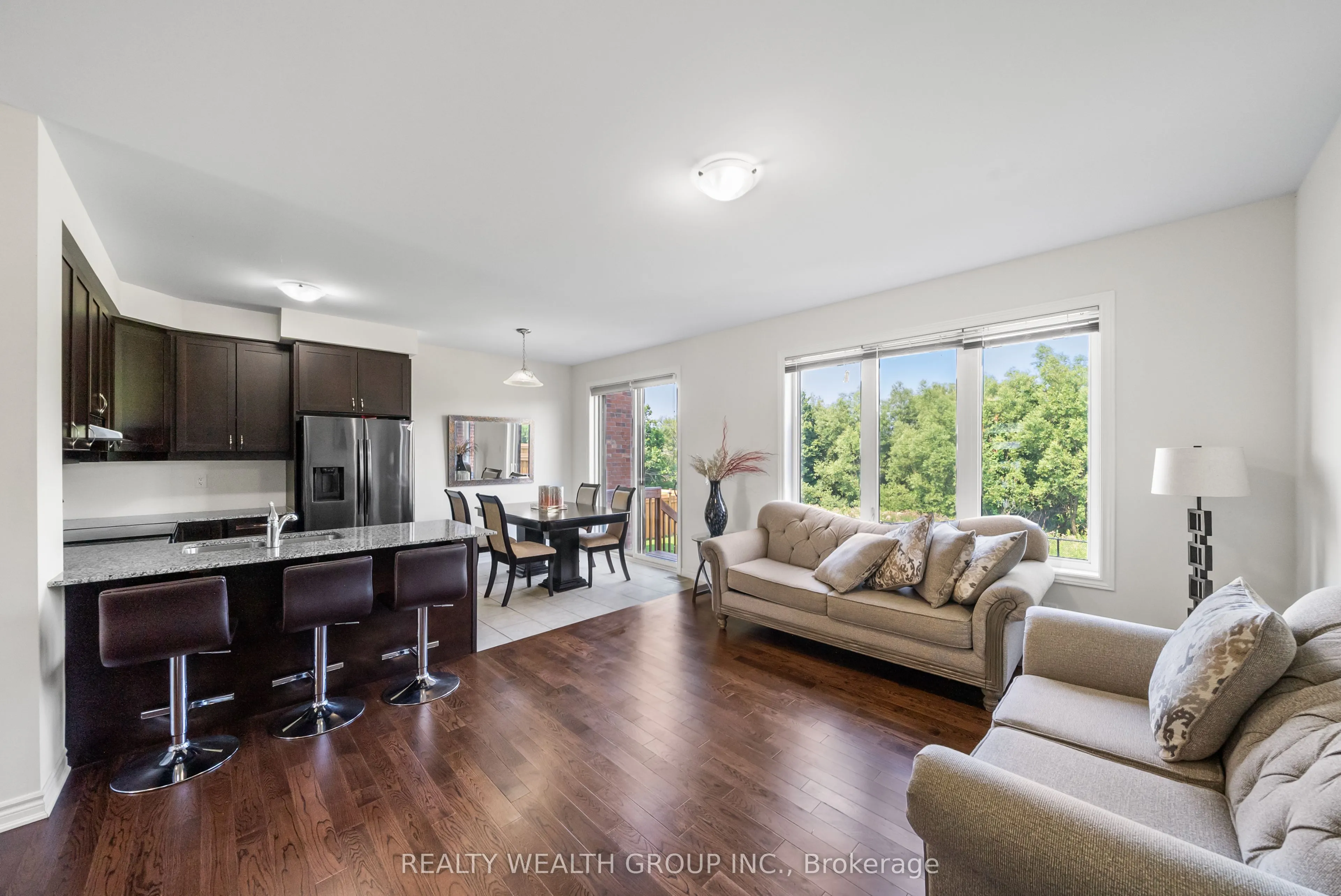 100 BARKERVILLE Drive