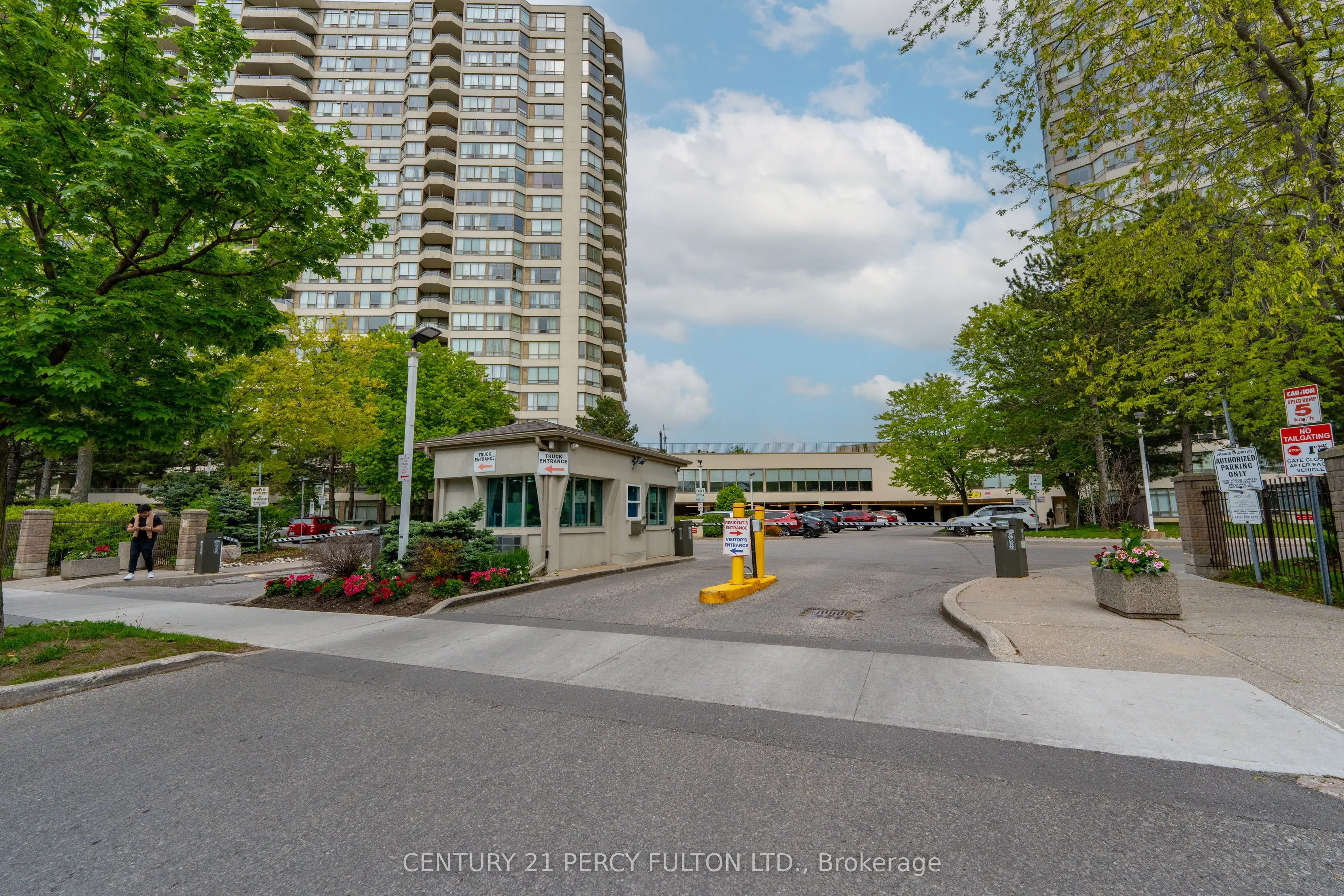 3 Greystone Walk Drive, #925