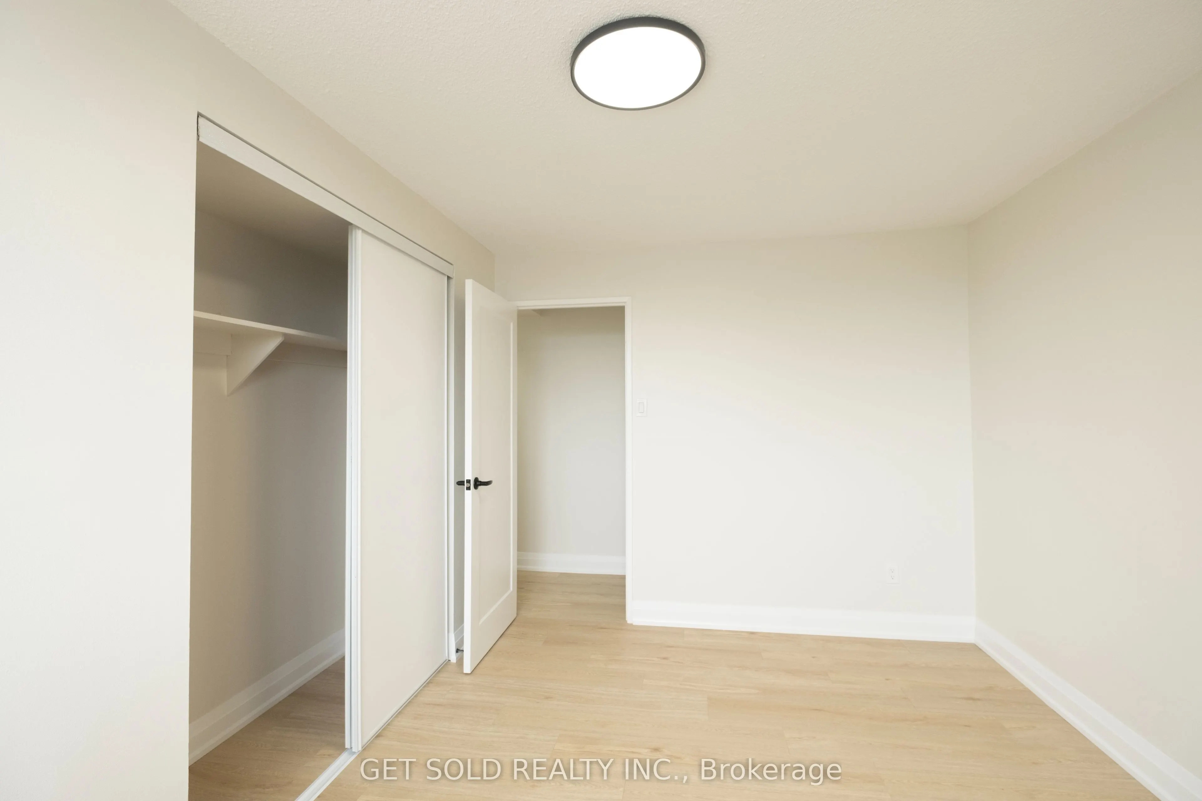 120 Dundalk Drive, #405