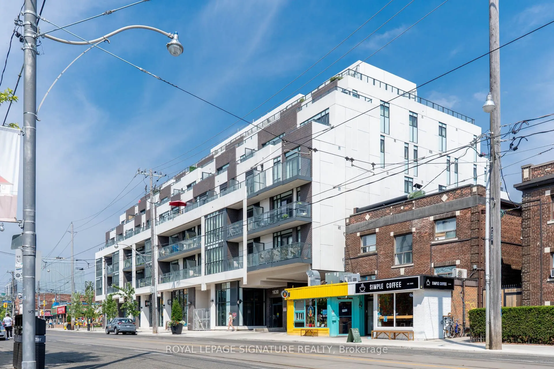 1630 Queen Street E, #405