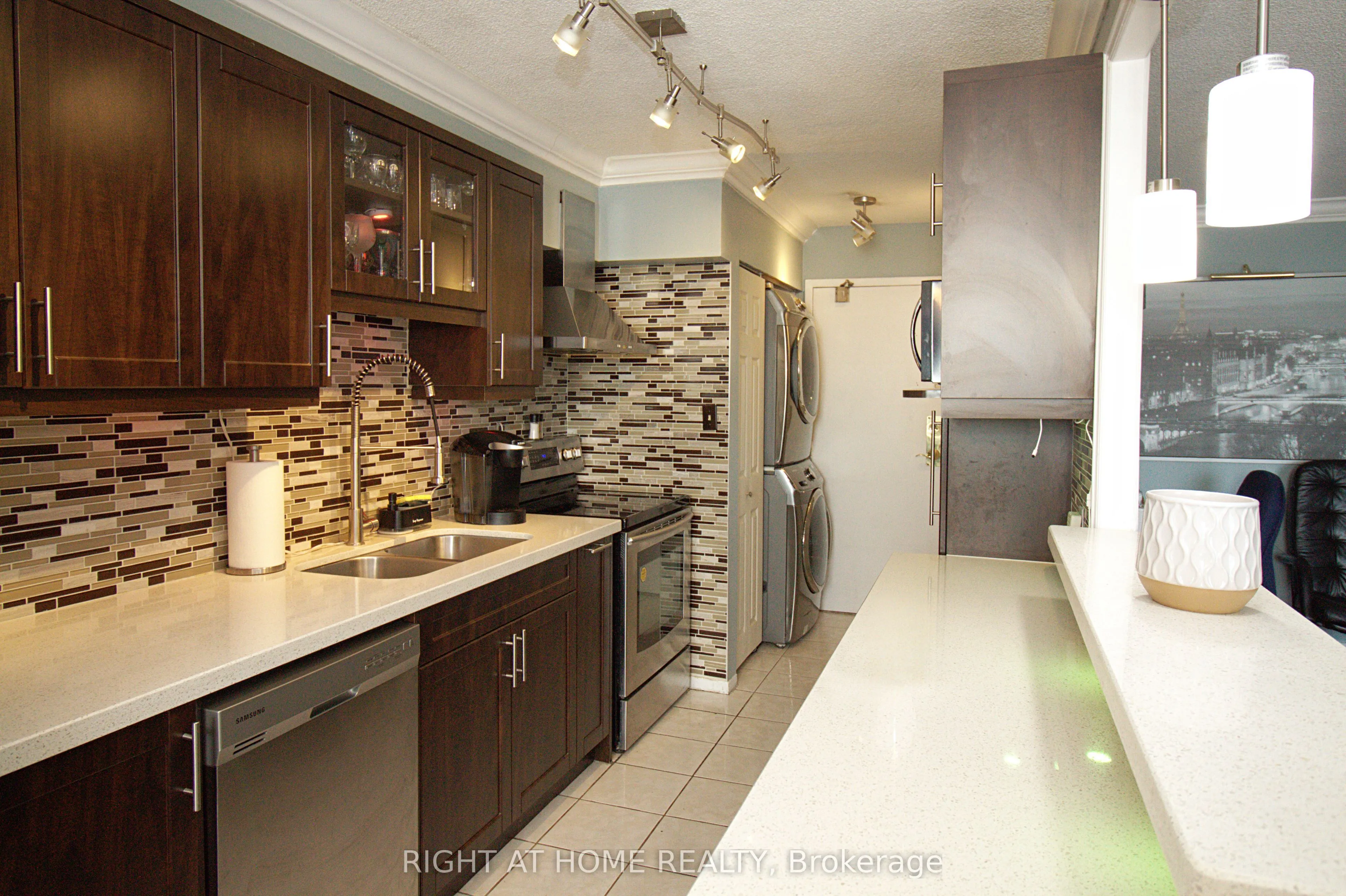 90 Ling Road, #904