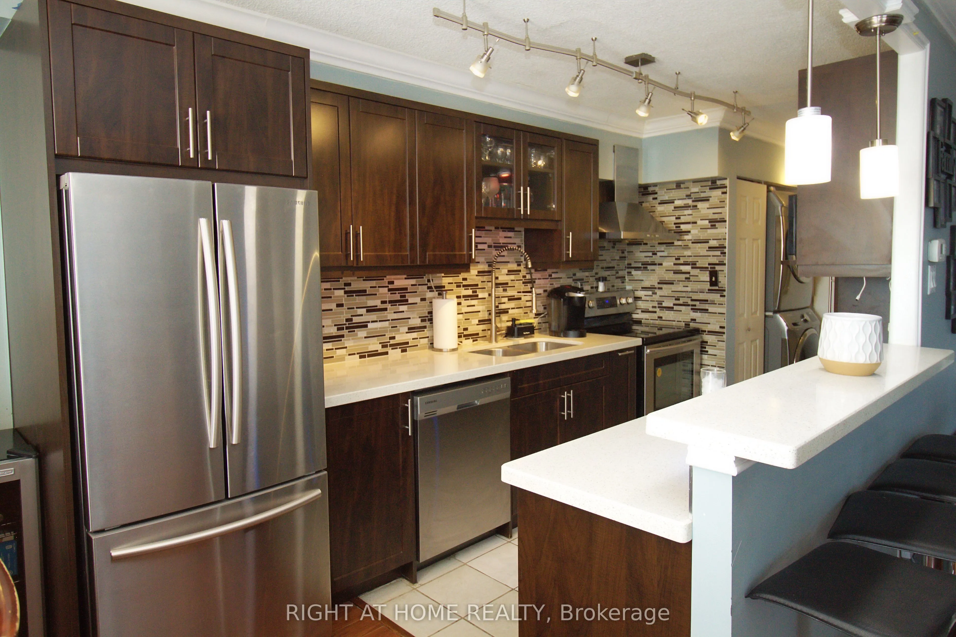 90 Ling Road, #904