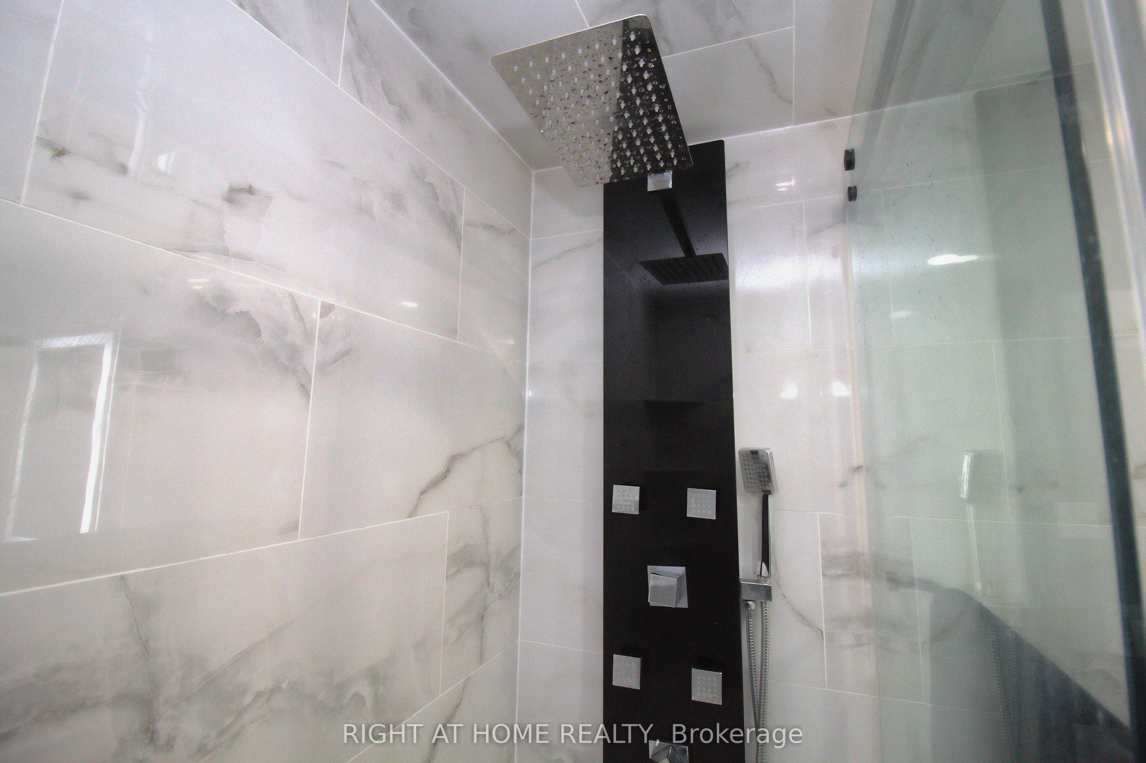 90 Ling Road, #904