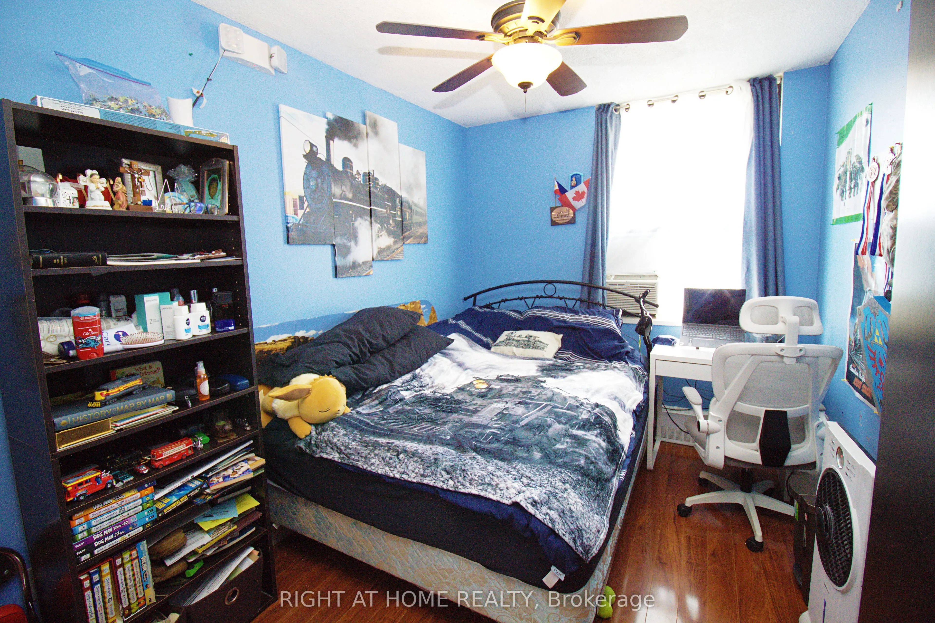 90 Ling Road, #904