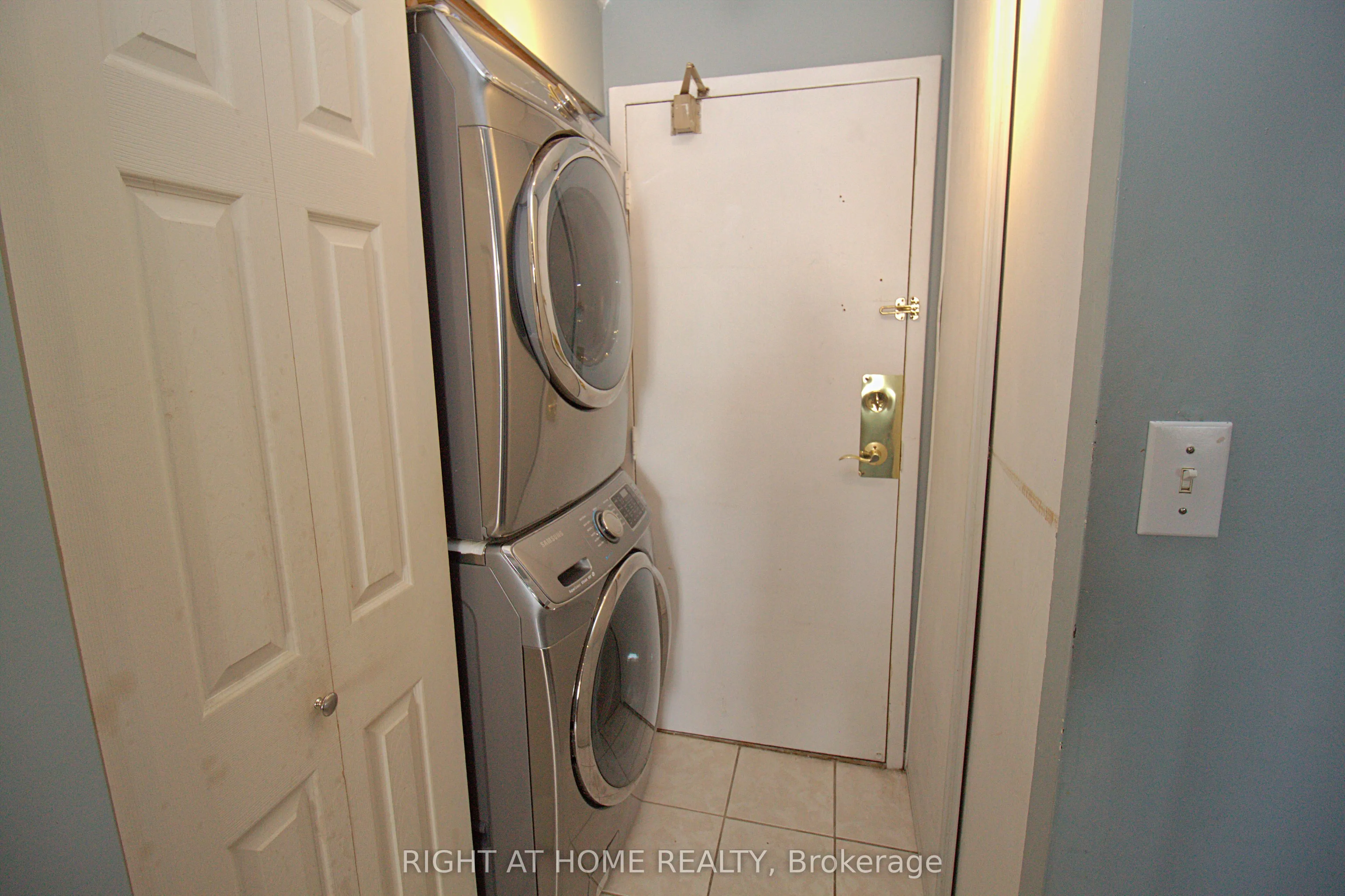 90 Ling Road, #904