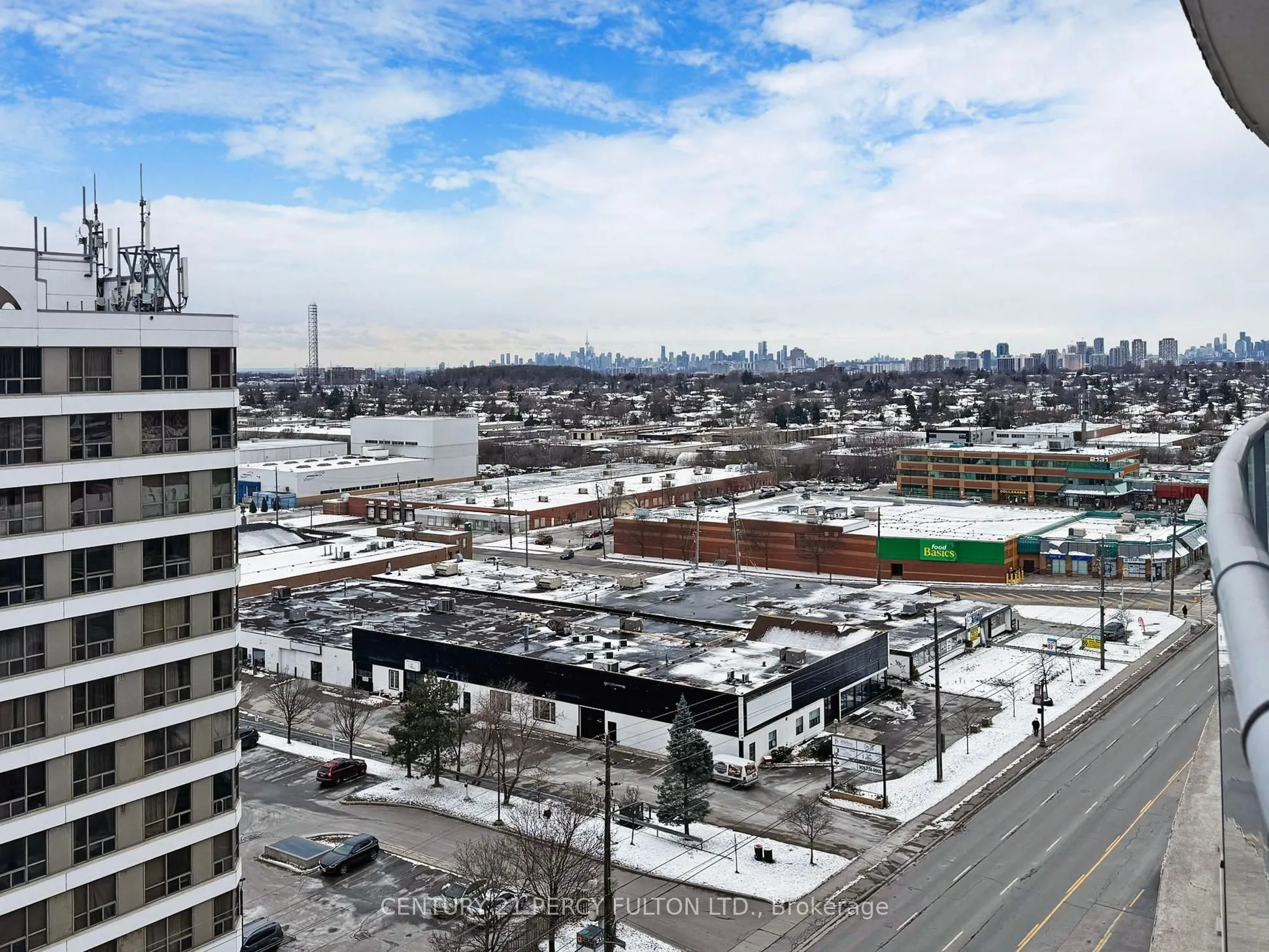 2152 Lawrence Avenue E, #1504