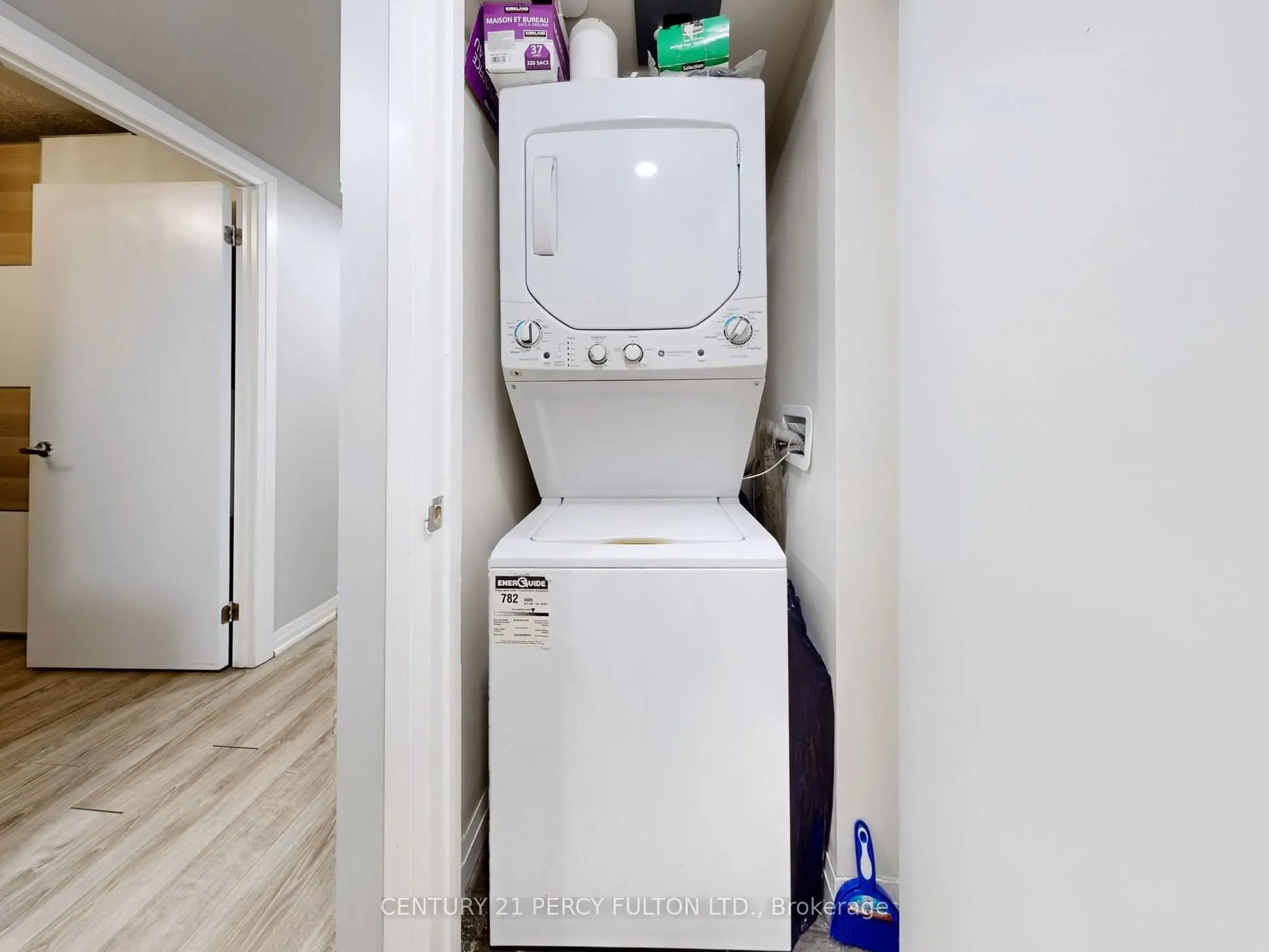 2152 Lawrence Avenue E, #1504
