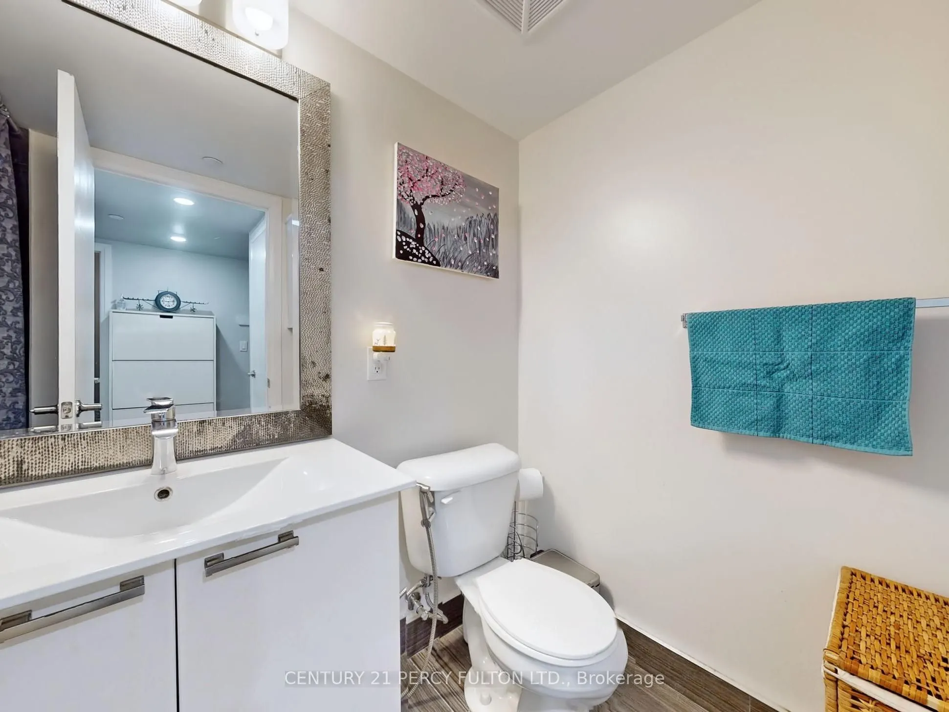 2152 Lawrence Avenue E, #1504