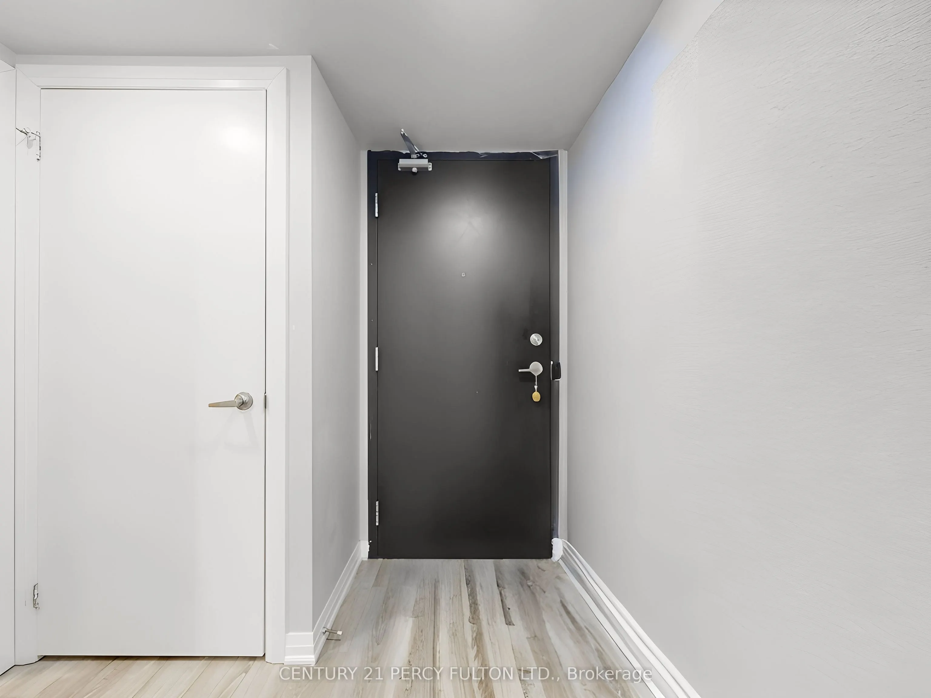 2152 Lawrence Avenue E, #1504