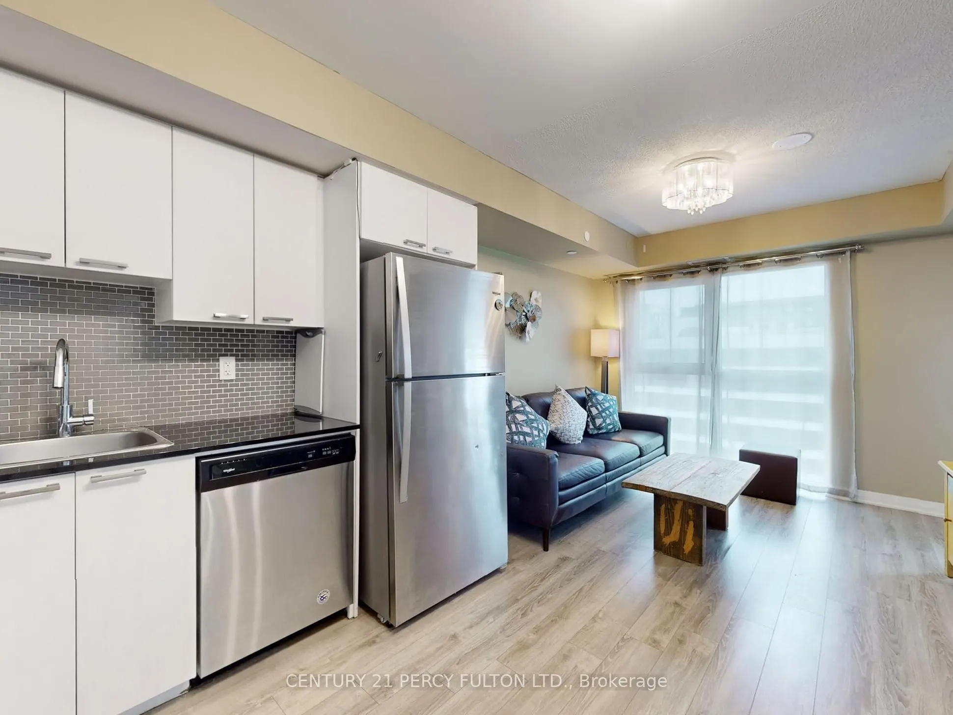 2152 Lawrence Avenue E, #1504