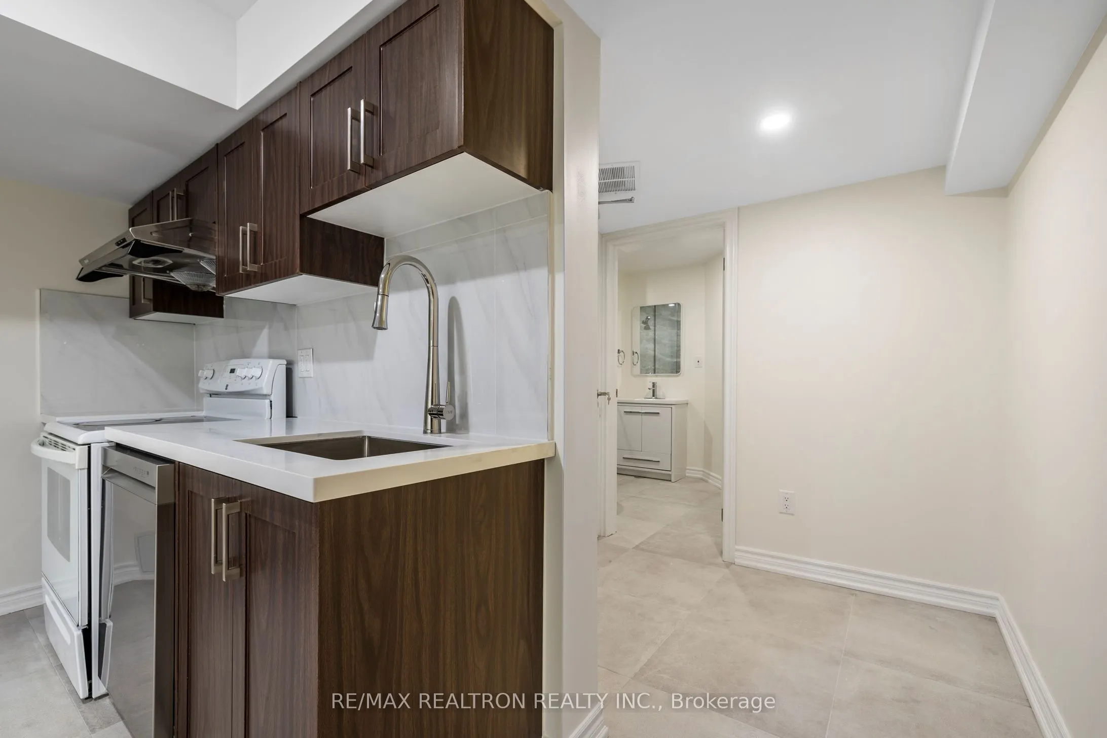 23 Hyacinth Crescent, #Bsmnt