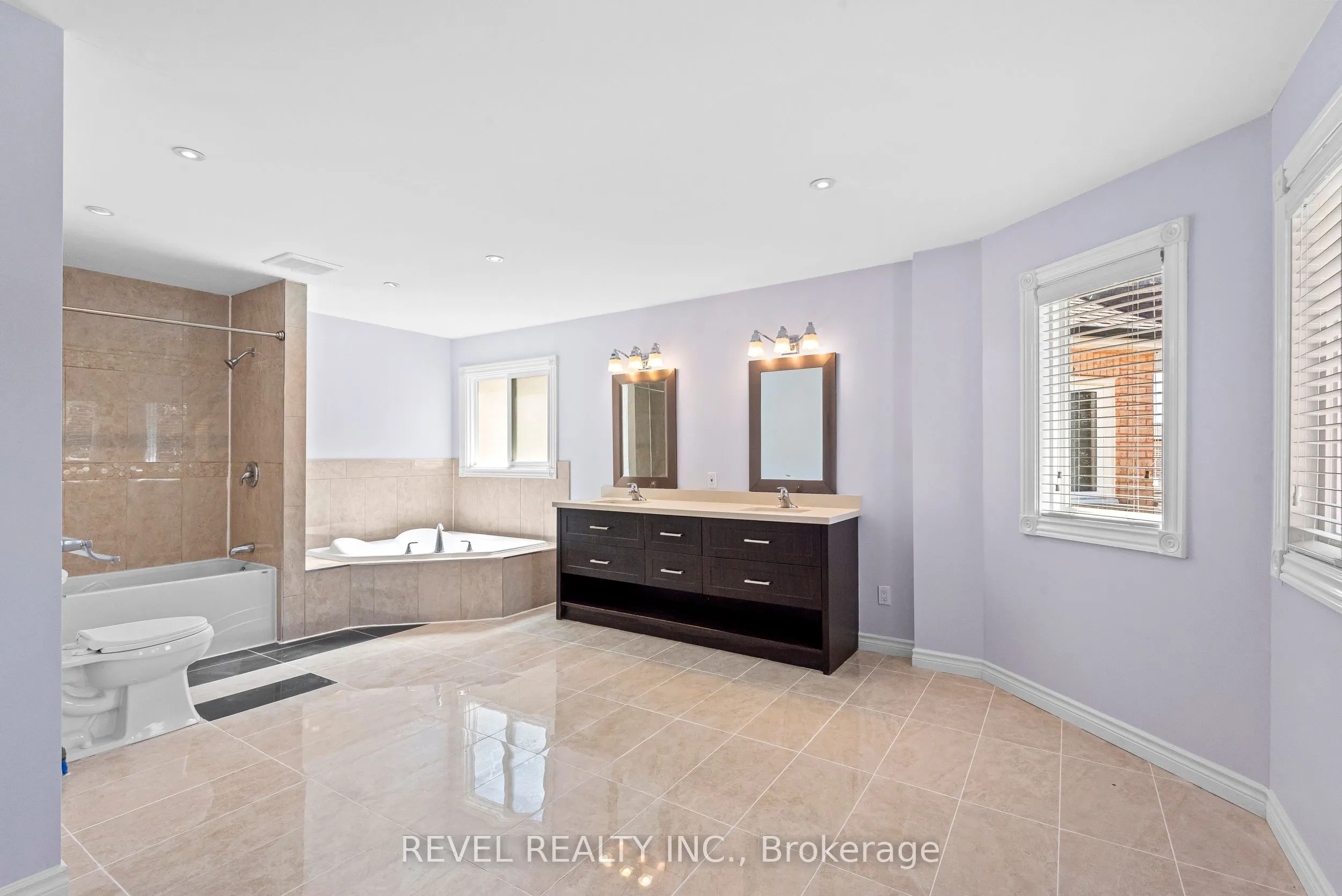 1005 Sandcliff Drive