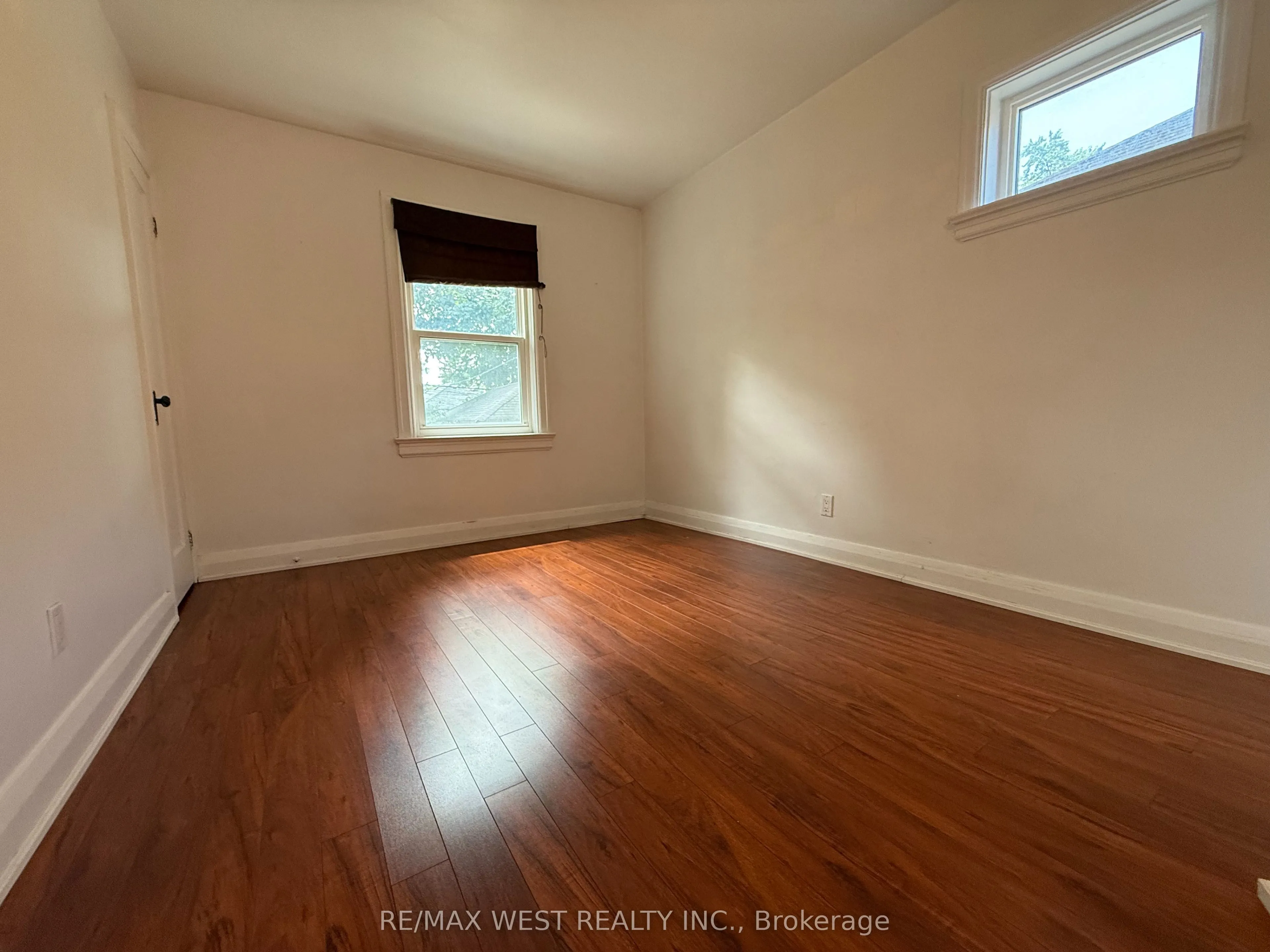 27 Frater Avenue