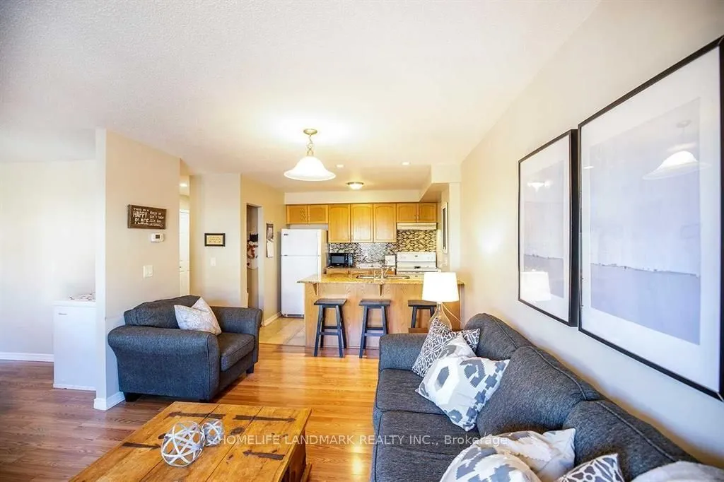 61 Clarington Boulevard, #213