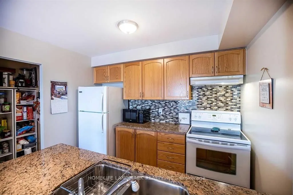 61 Clarington Boulevard, #213