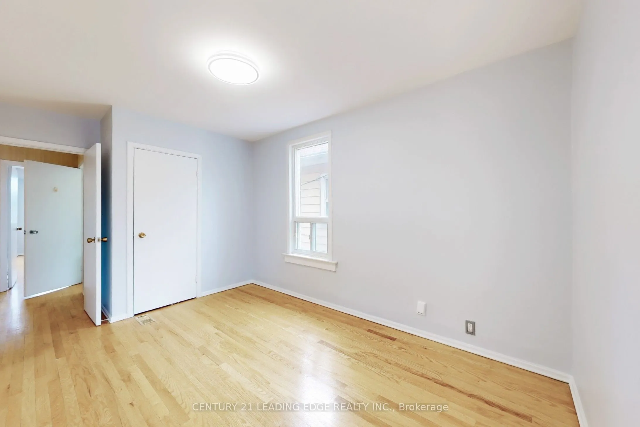 34 CHISHOLM Avenue