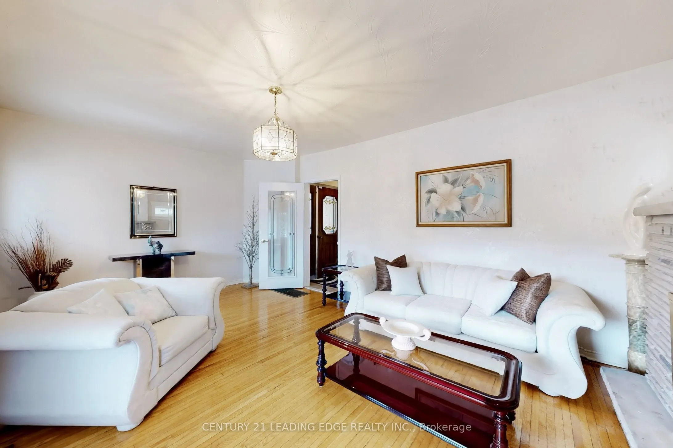 34 CHISHOLM Avenue