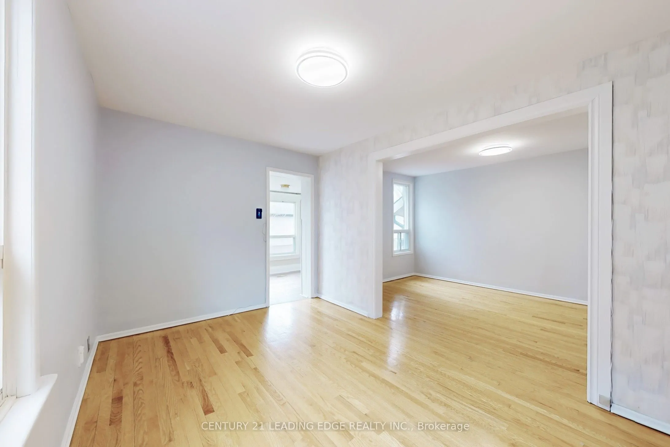 34 CHISHOLM Avenue