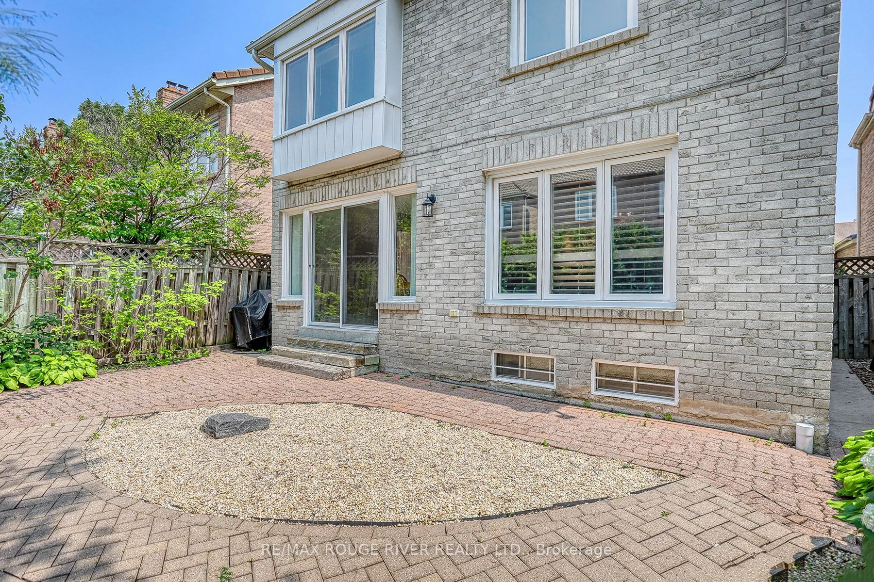 55 Carlisle Crescent