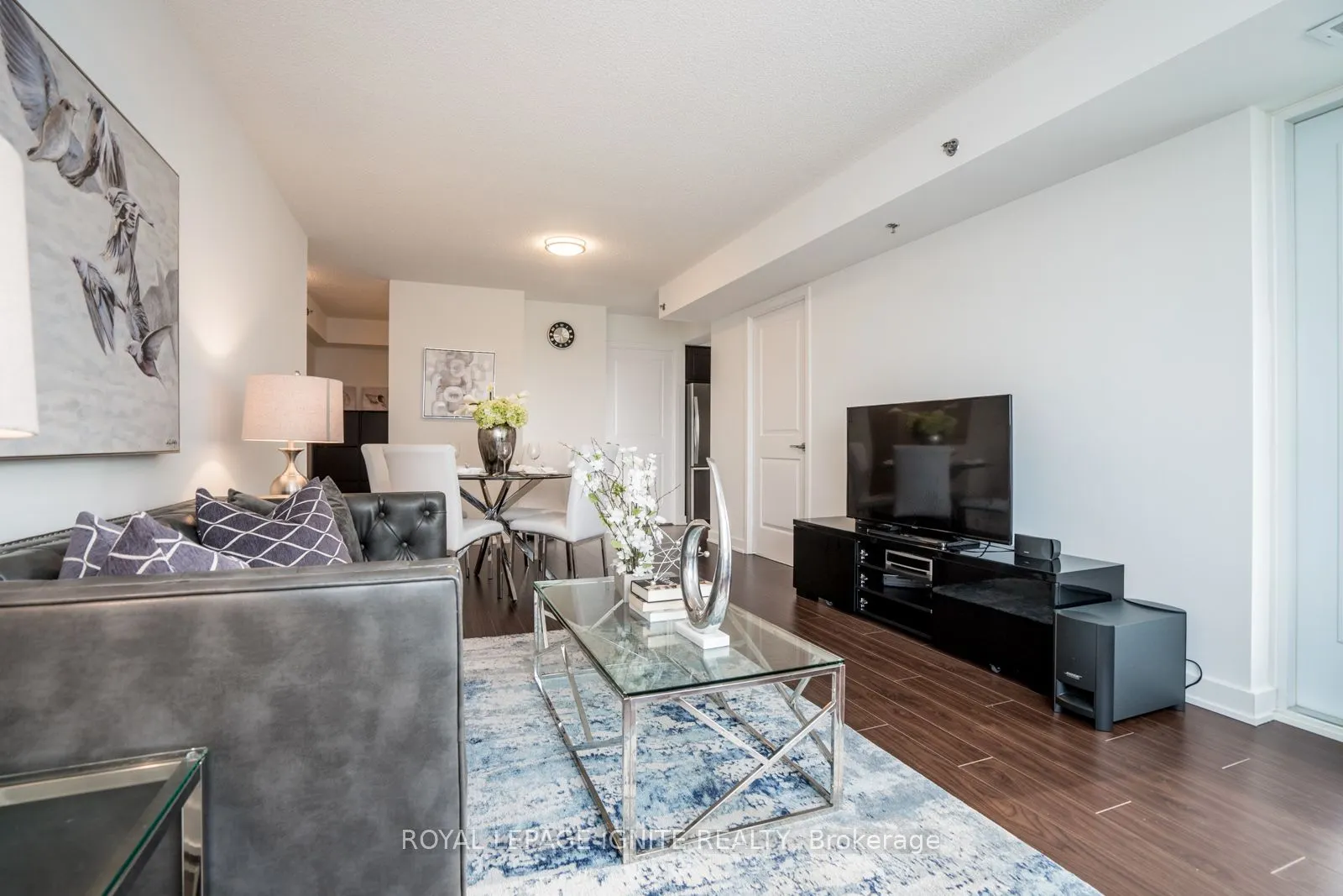 185 Bonis Avenue, #511