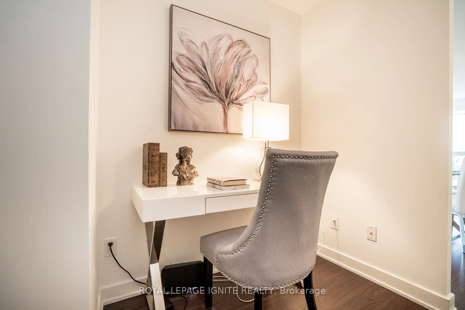 185 Bonis Avenue, #511