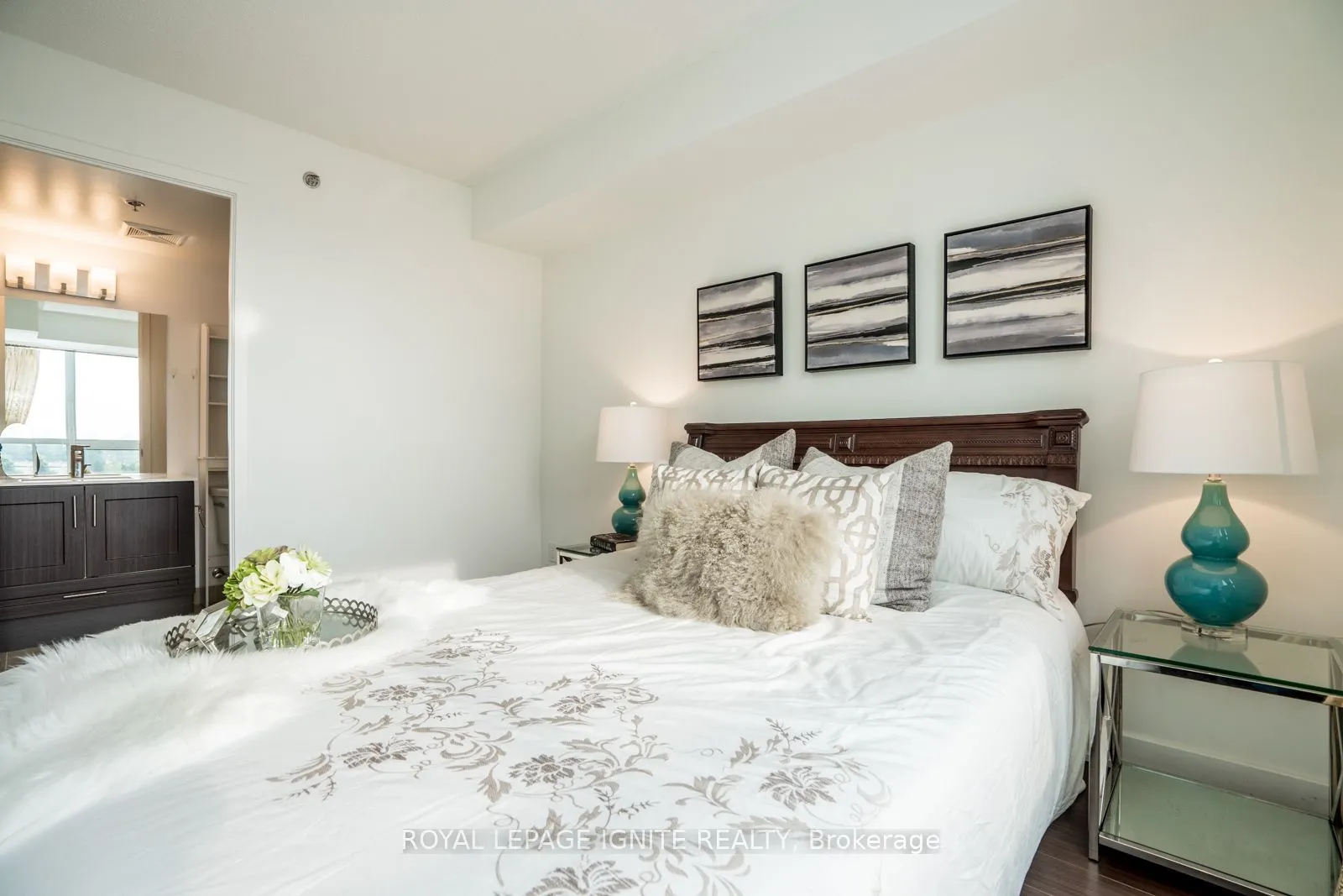 185 Bonis Avenue, #511