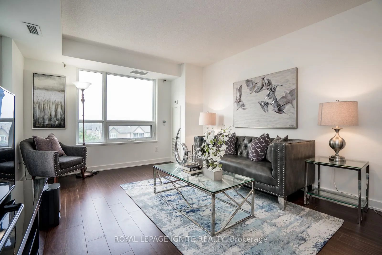 185 Bonis Avenue, #511