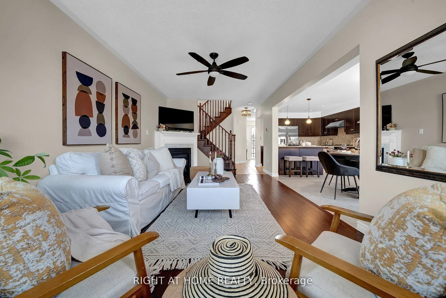 6 Vetzal Court
