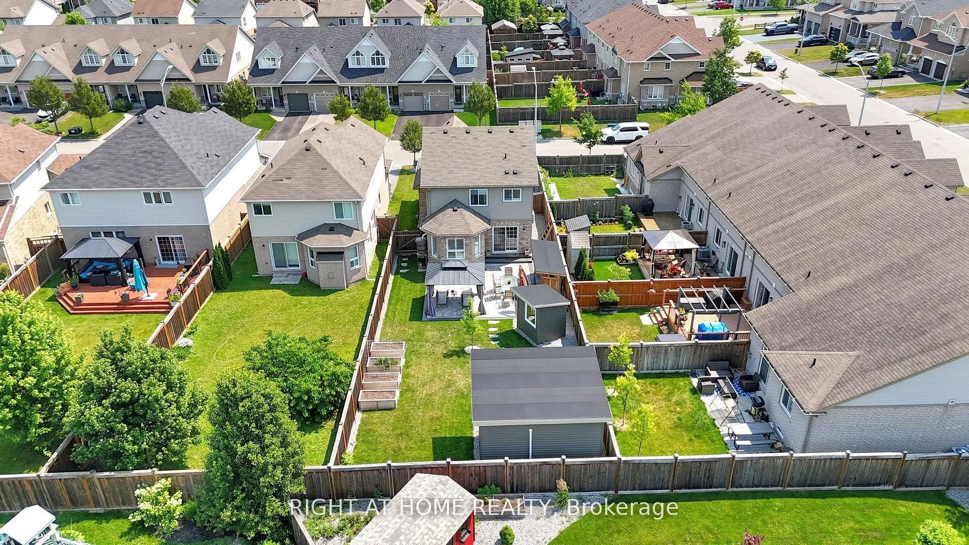 6 Vetzal Court