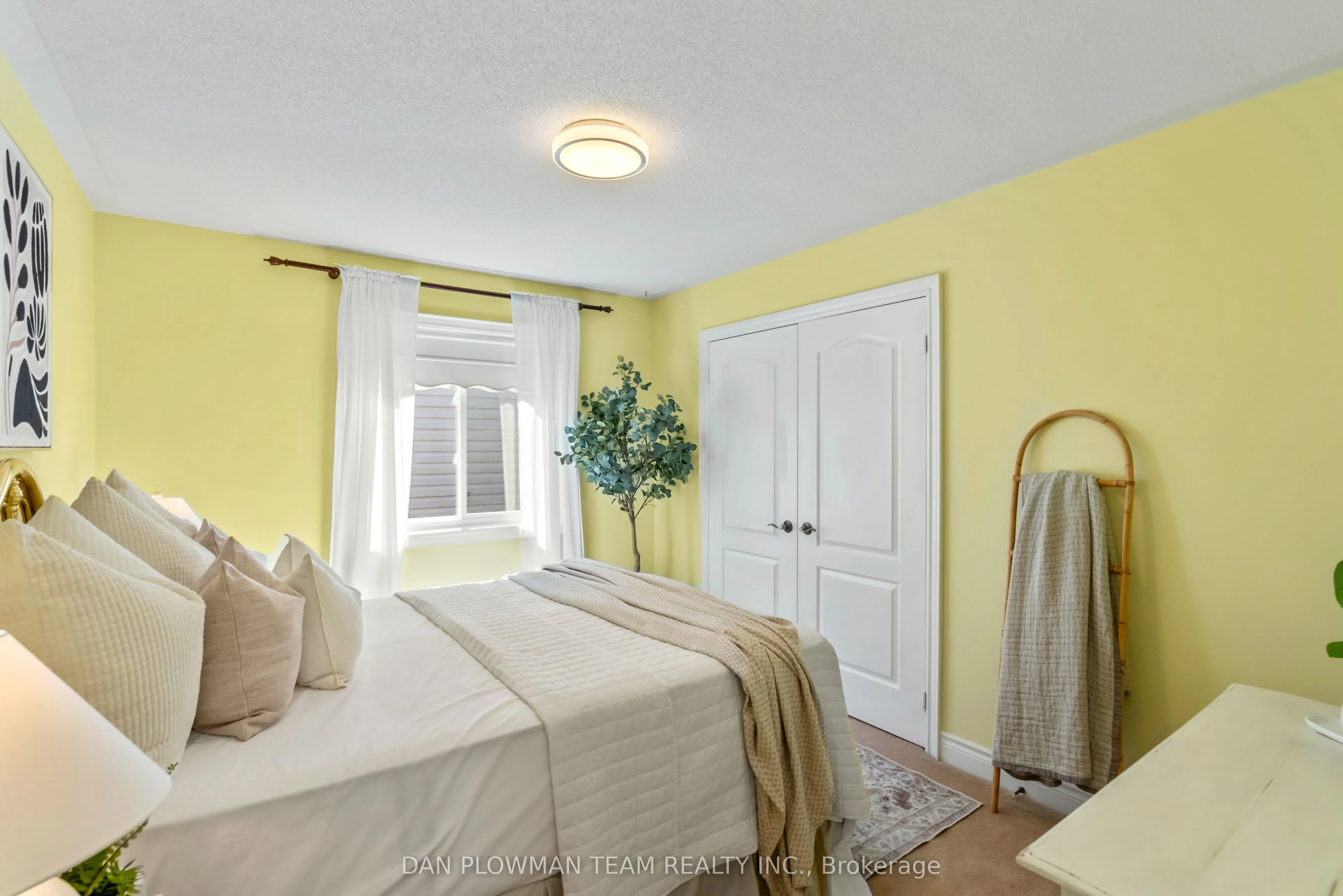 644 Blackwood Boulevard