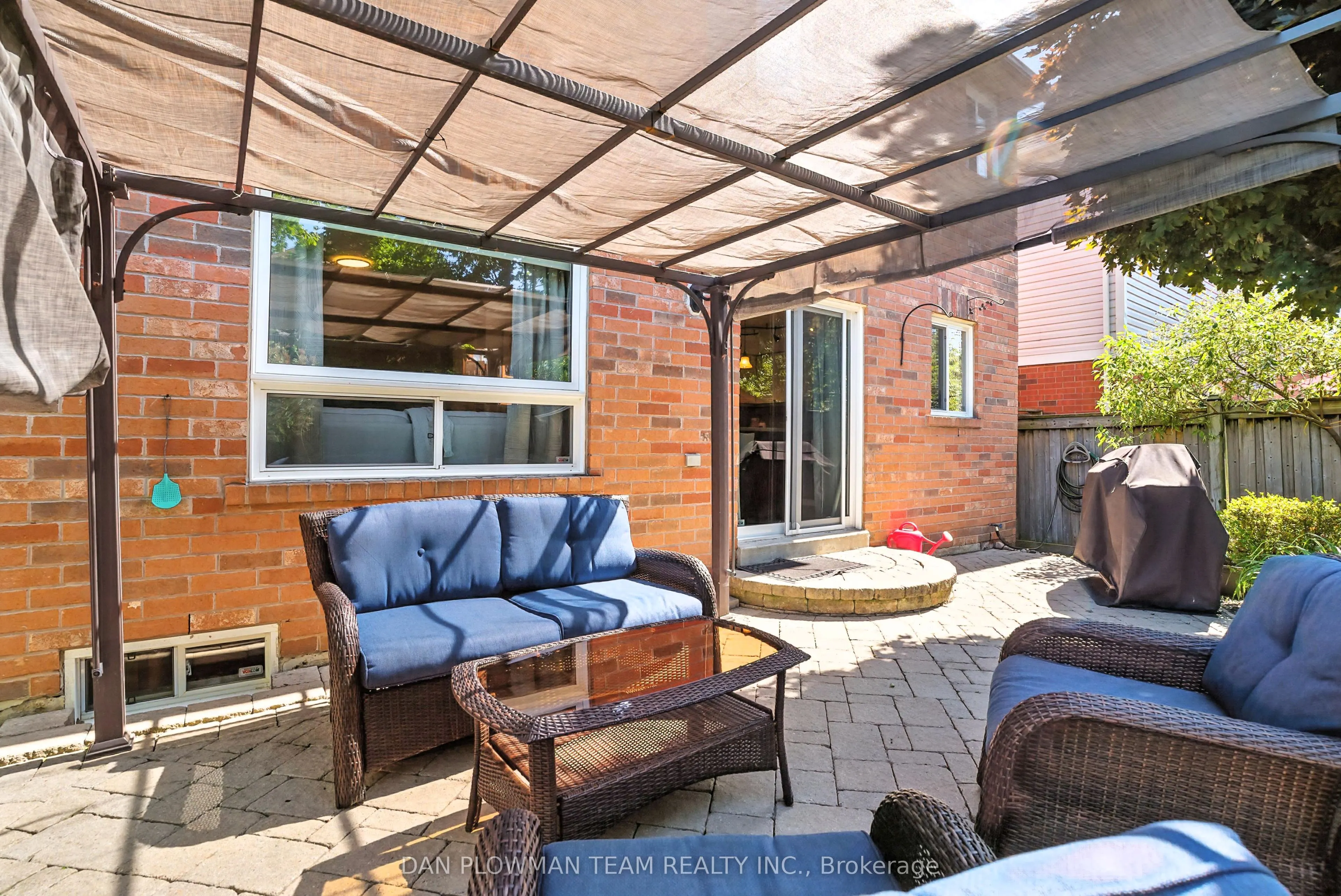 644 Blackwood Boulevard