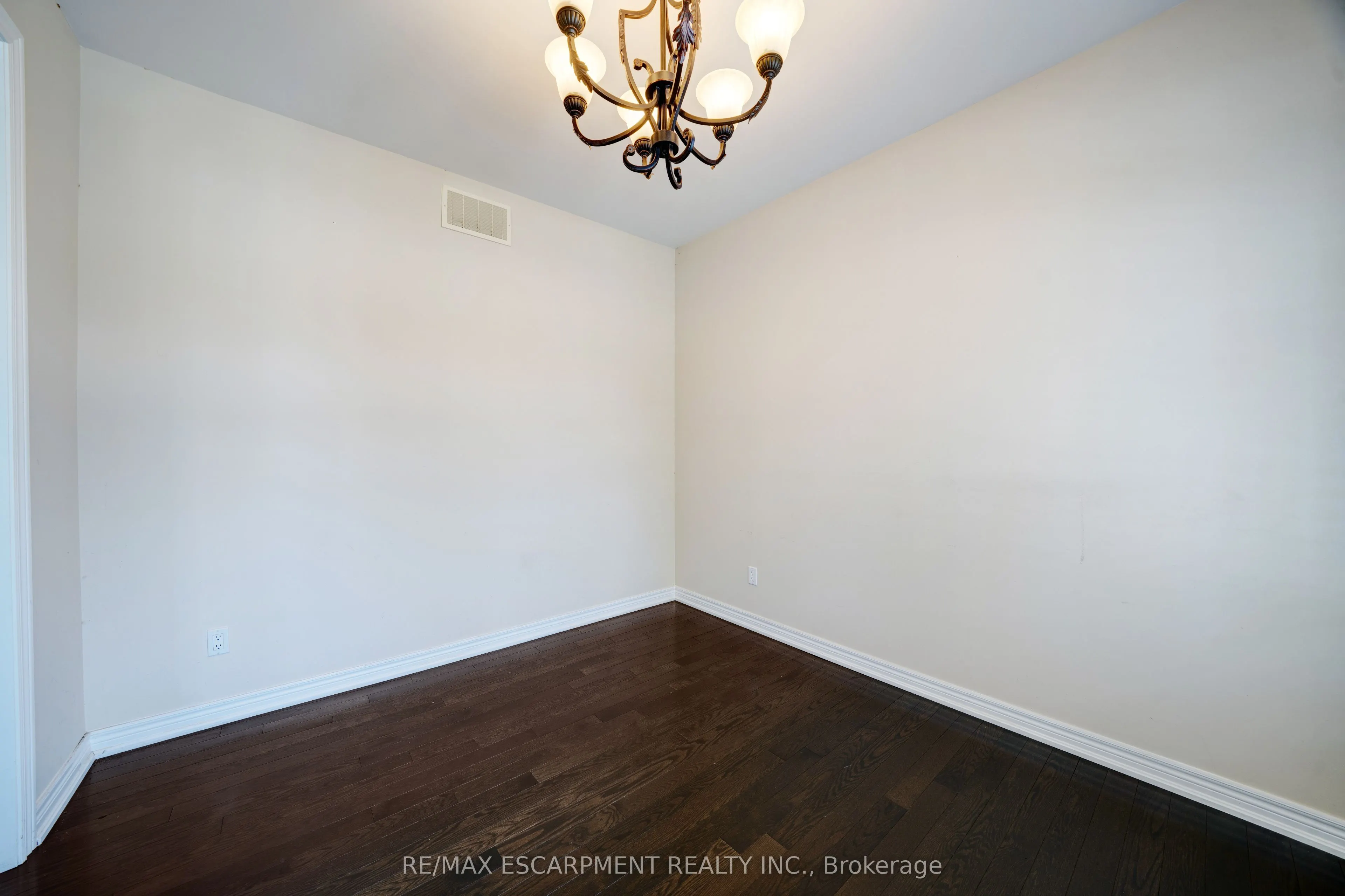 11 Belsey Lane