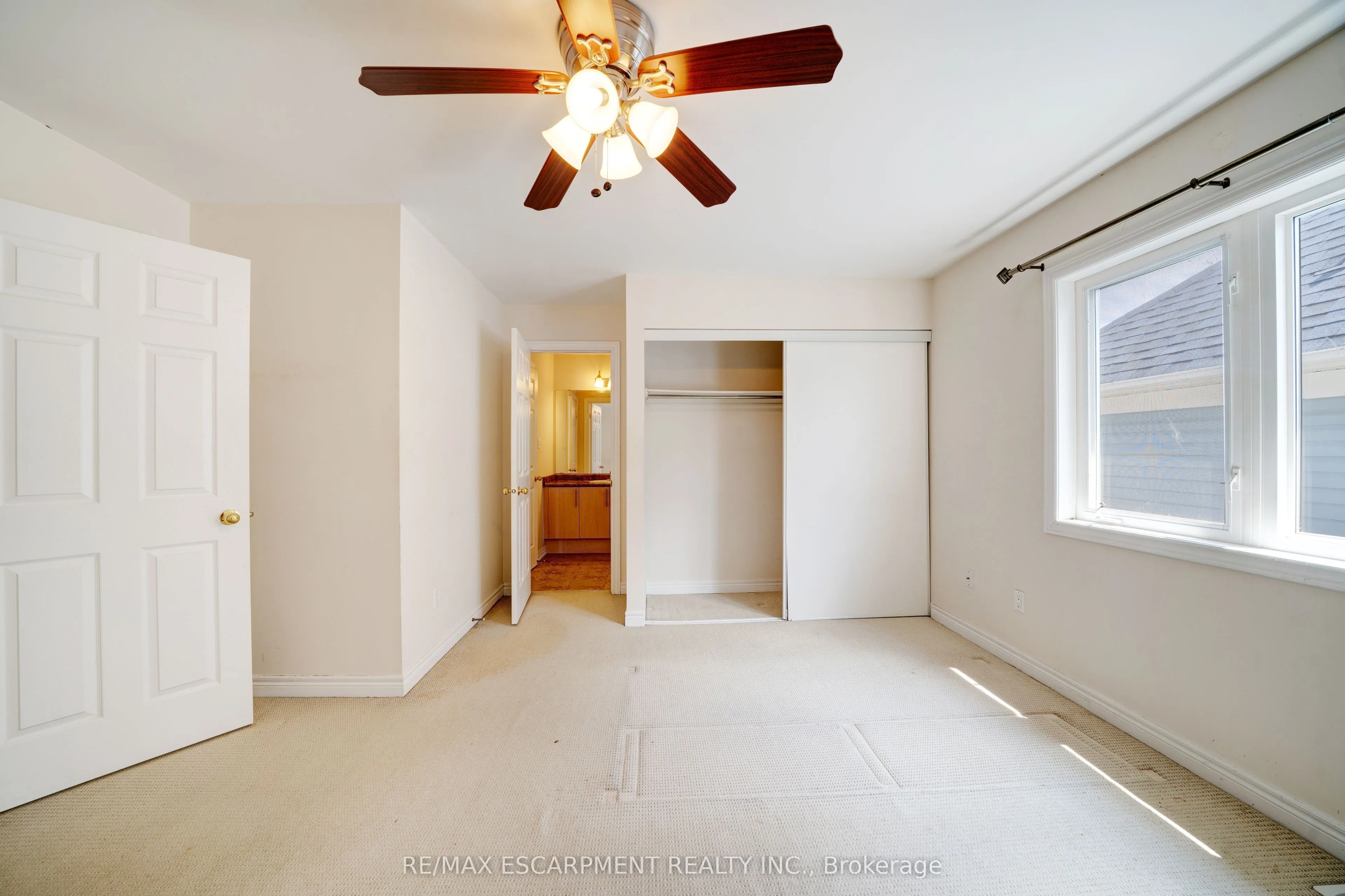 11 Belsey Lane