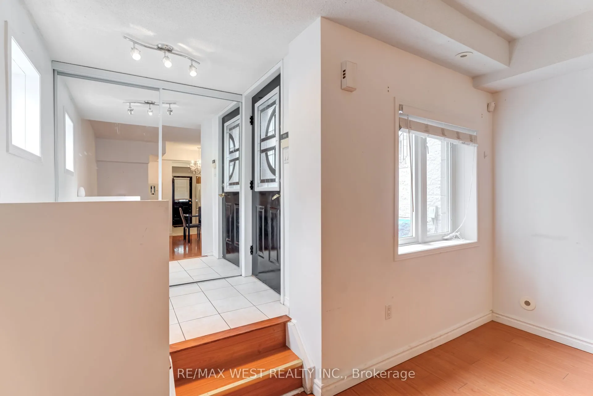 901 Kennedy Road, #26