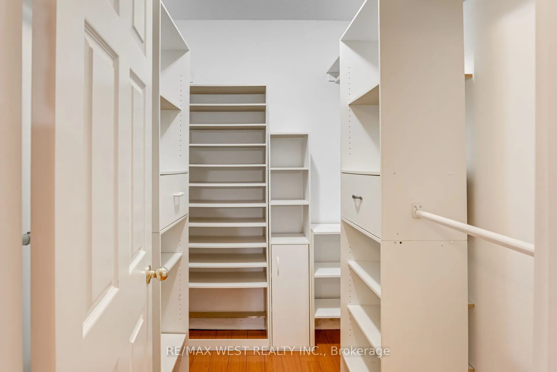 901 Kennedy Road, #26