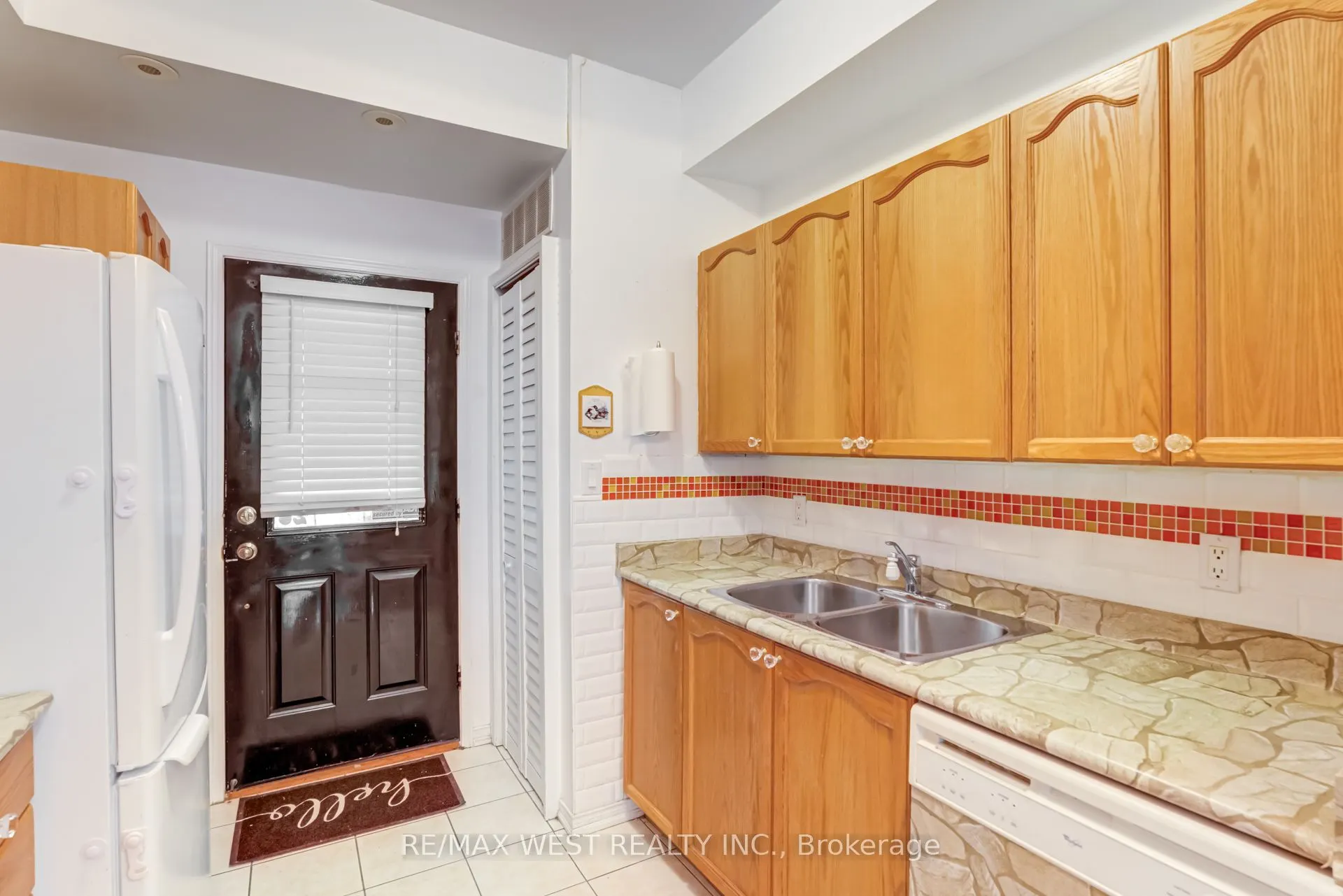 901 Kennedy Road, #26