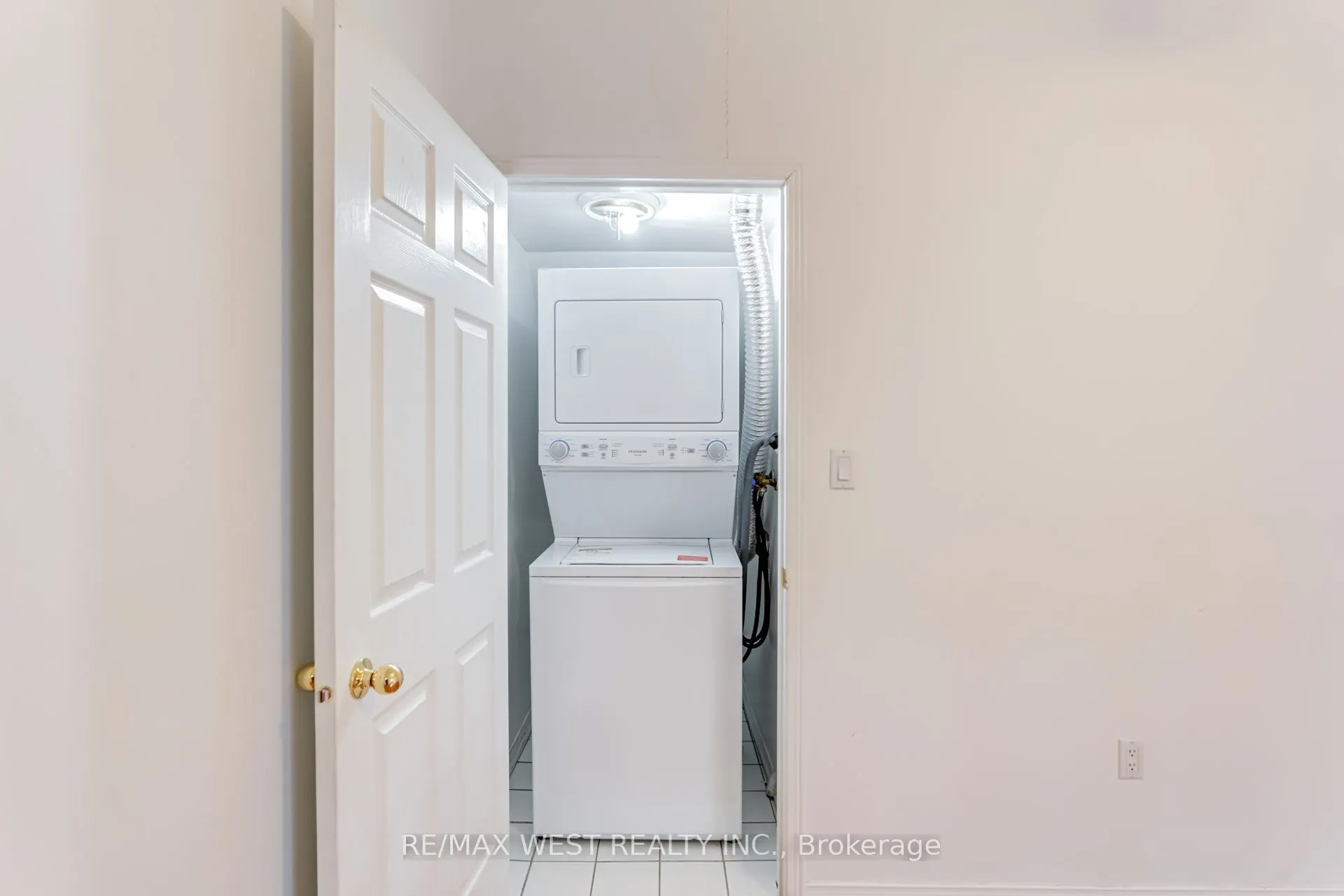 901 Kennedy Road, #26