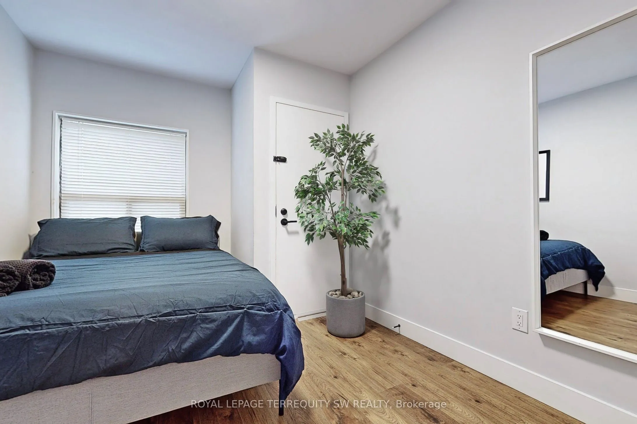 17 Berkshire Avenue, #Main
