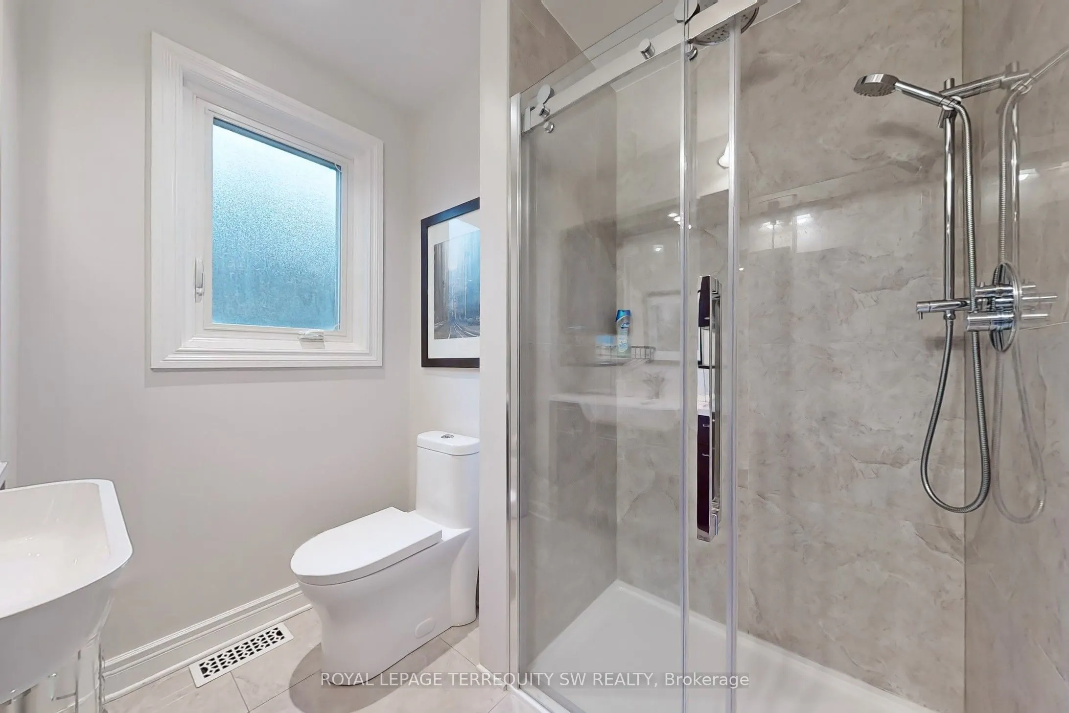 17 Berkshire Avenue, #Main