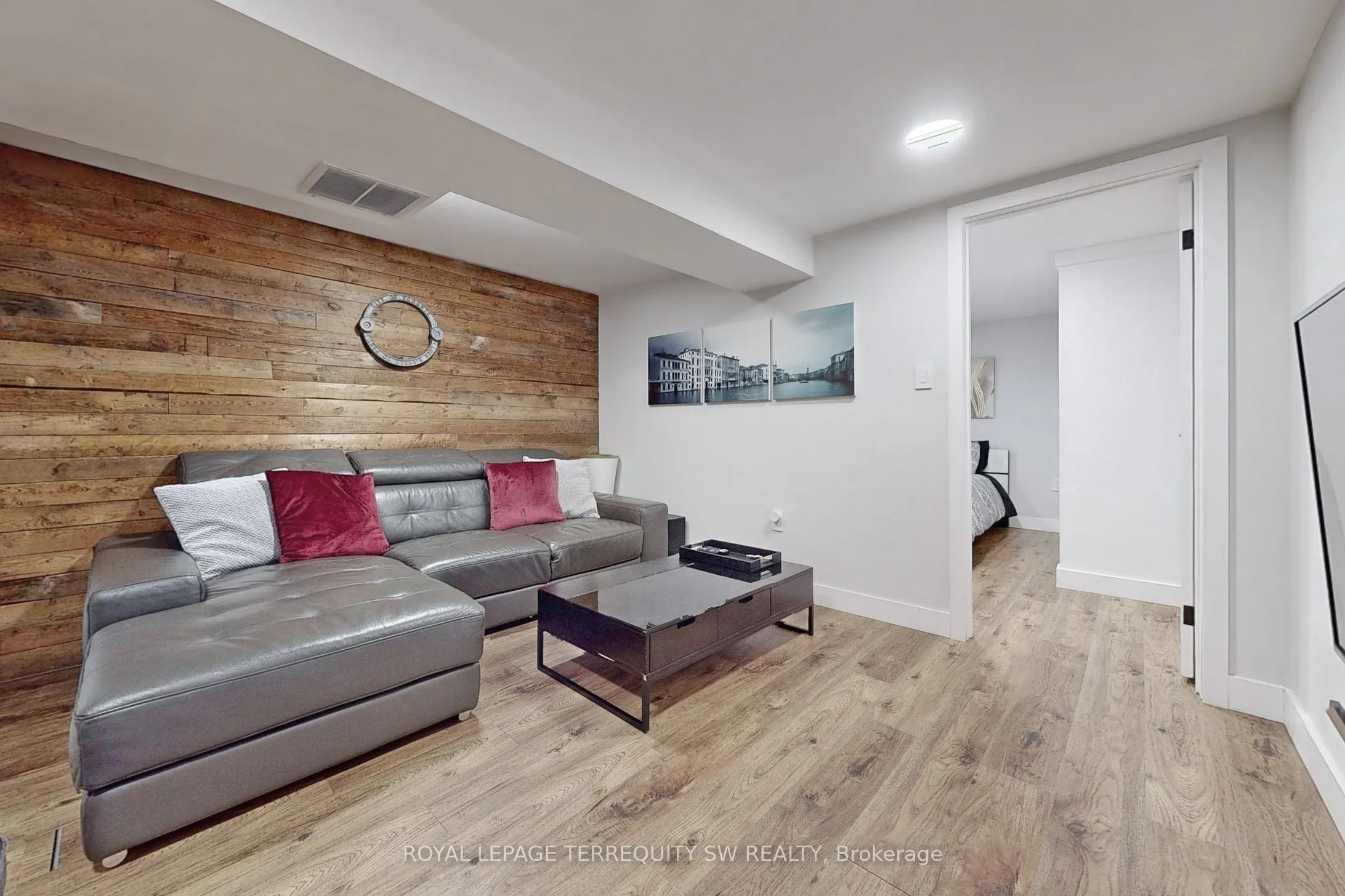 17 Berkshire Avenue, #Main