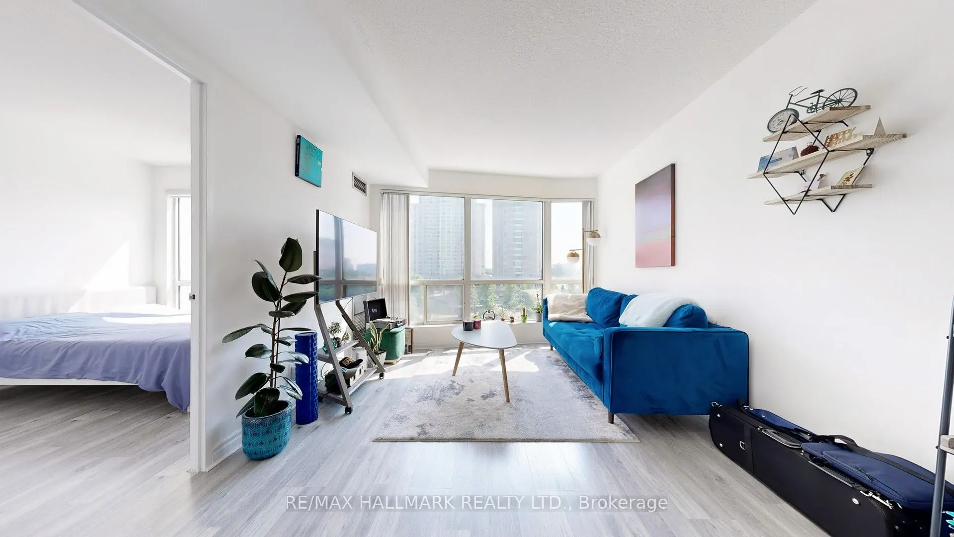 8 Lee Centre Drive, #505