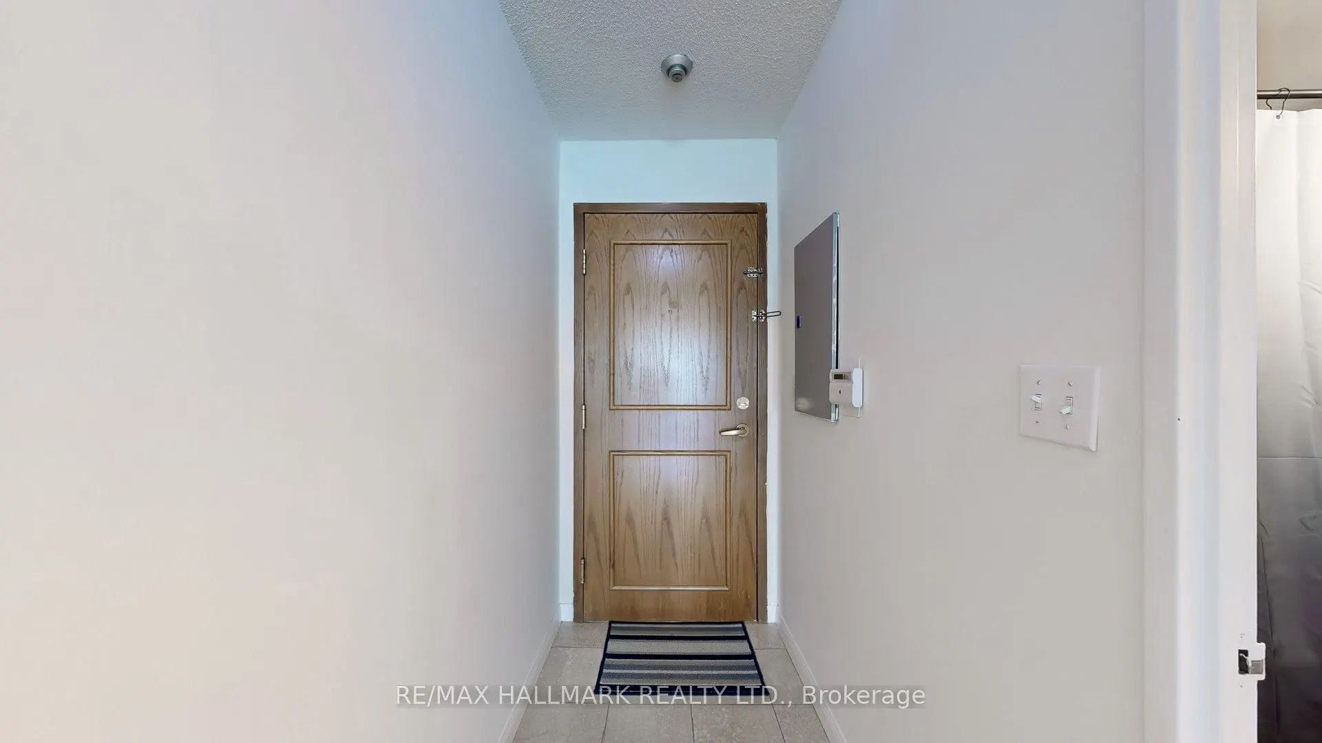 8 Lee Centre Drive, #505