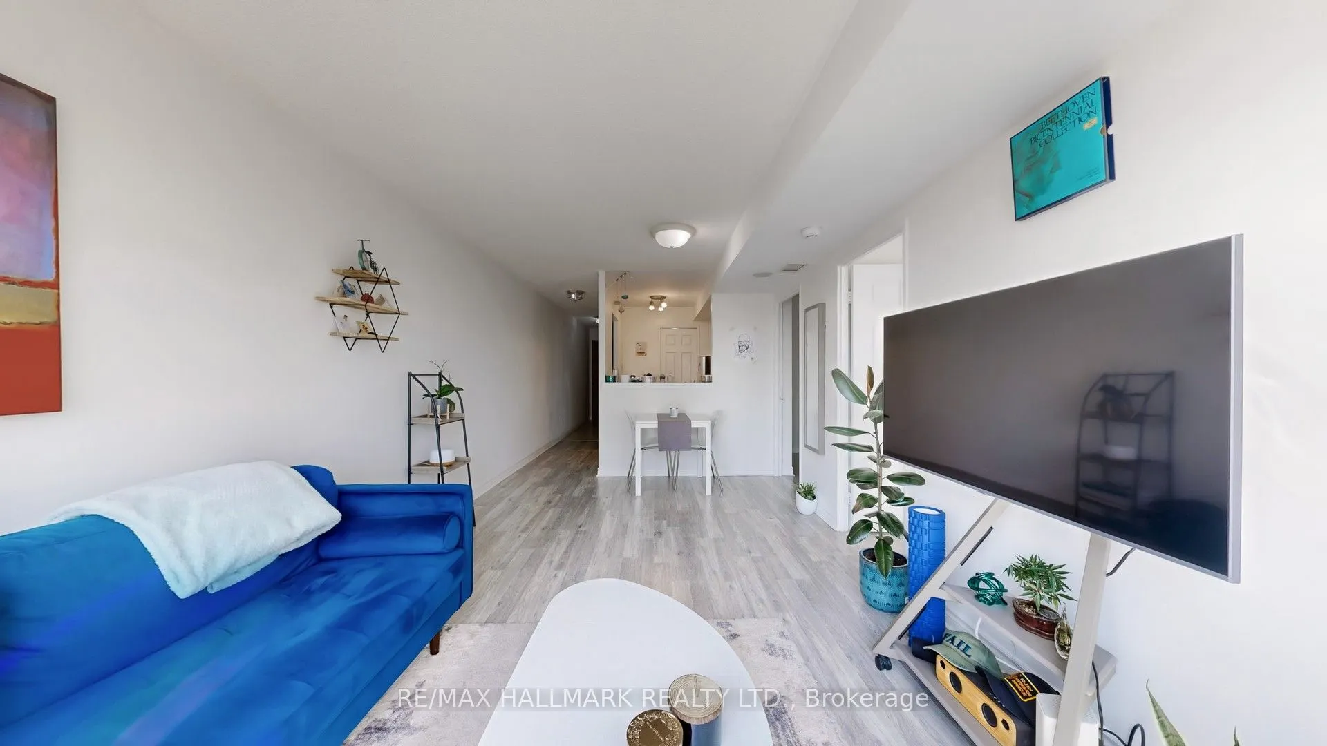 8 Lee Centre Drive, #505