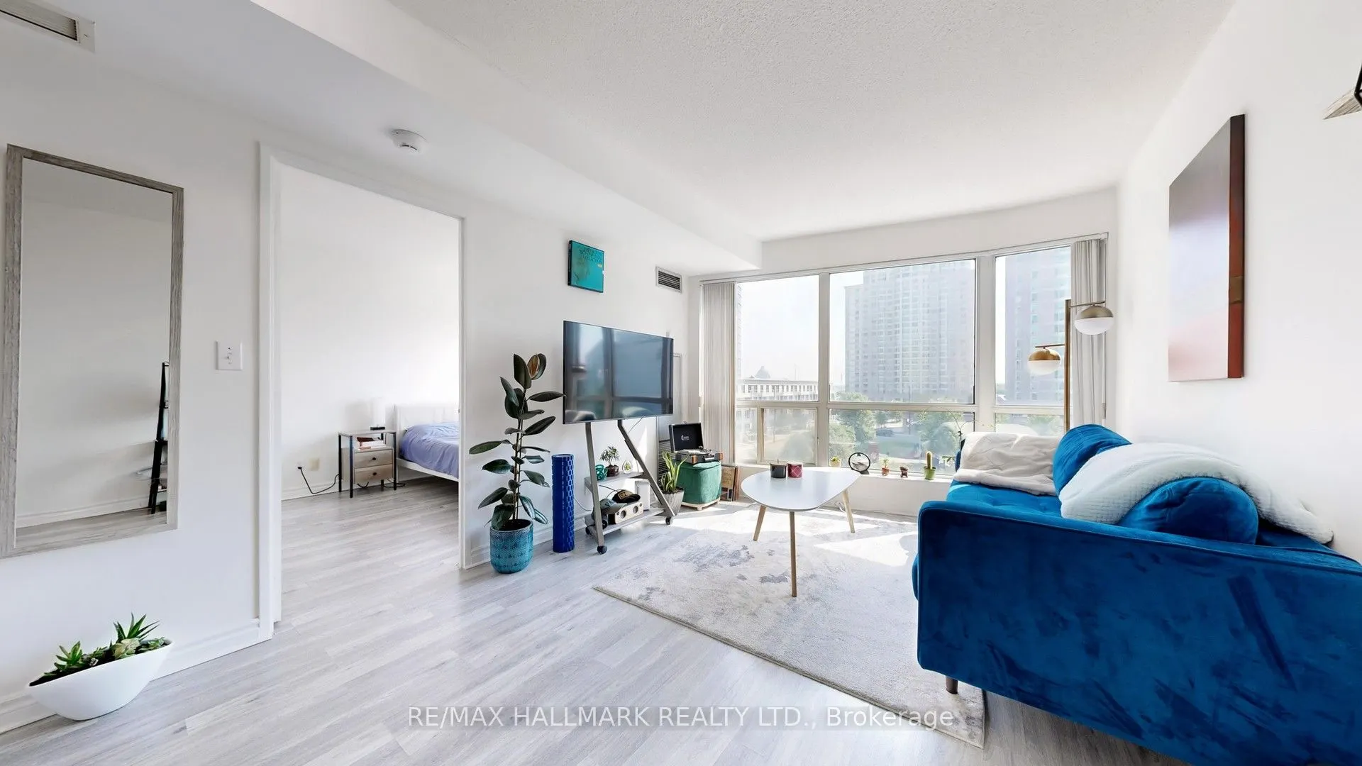 8 Lee Centre Drive, #505